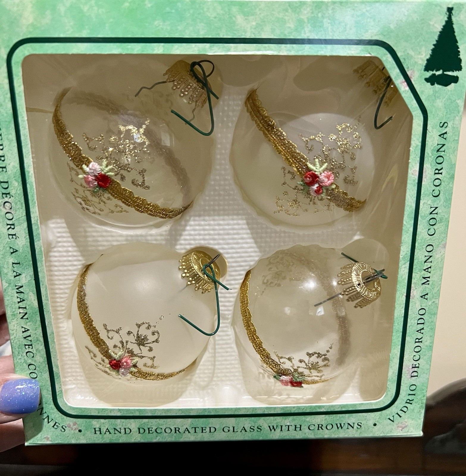 VTG Set of 4 2001 Gold Leaf Ornaments Decorated Glass Round Target Original Box VTG Set of 4 2001 Gold Leaf Ornaments Decorated Glass Round Target Original Box