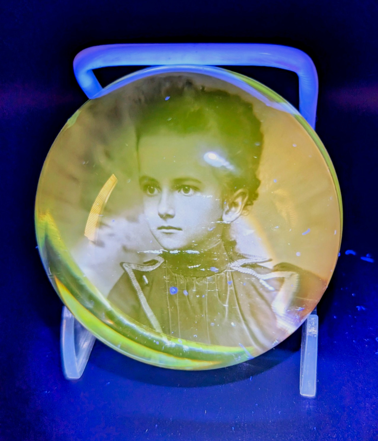 Antique Victorian Glass Photo Paperweight Girl Portrait UV Manganese Glow 365nm Antique Victorian Glass Photo Paperweight Girl Portrait UV Manganese Glow 365nm