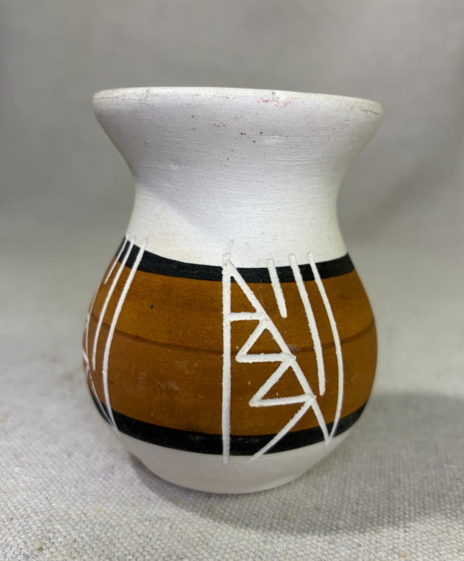 Vintage Sioux Pottery Rapid City SD Native American Etched Vase Signed Boho