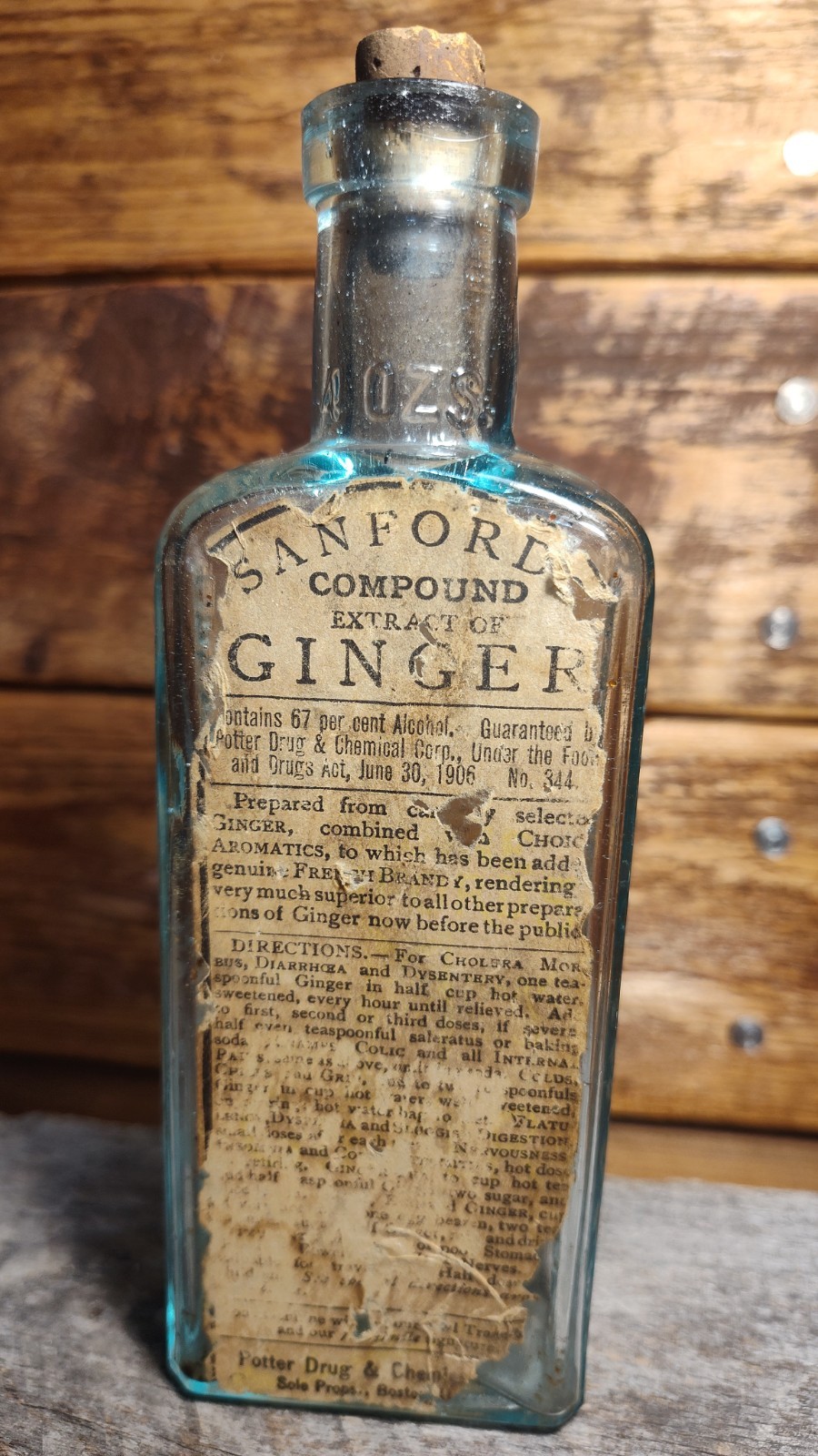 🔥 Antique Sanford’s Ginger Glasd Bottle Boston 1906 Paper Label- Empty HTF