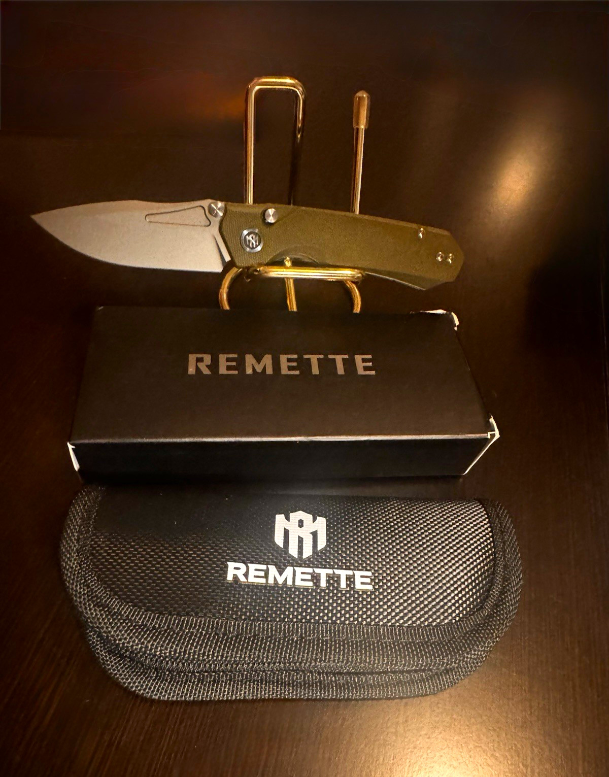 Remette RT-Rhino Green G10 Manual Folding Pocketknife Drop Point Plain Clip