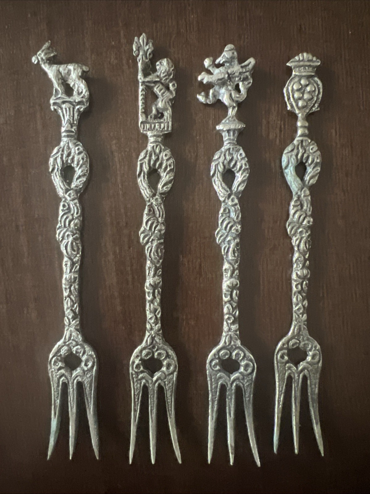 4 Antique Italian Hors d\' Oeuvre Forks Back Stamped Italy