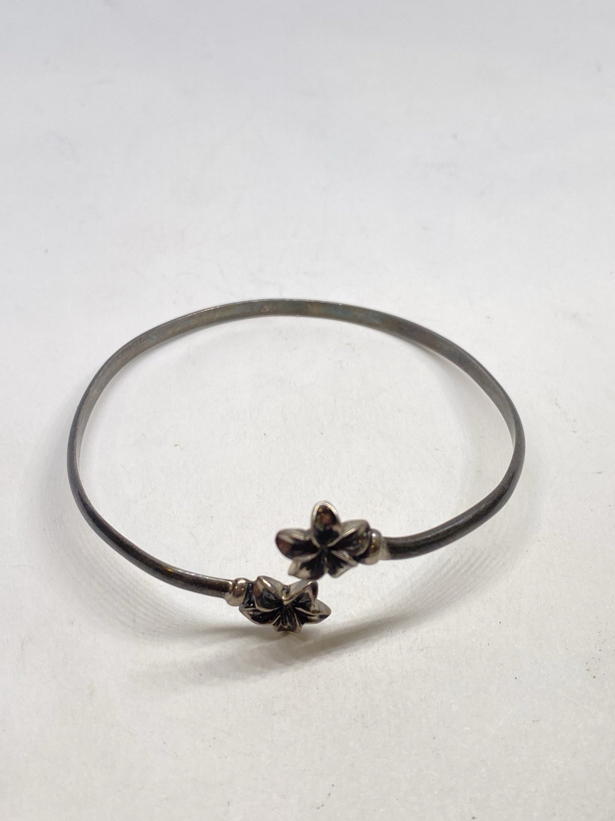 10g 925 STERLING SILVER FLOWER LILY BYPASS BRACELET STAMPED FINE JEWELRY