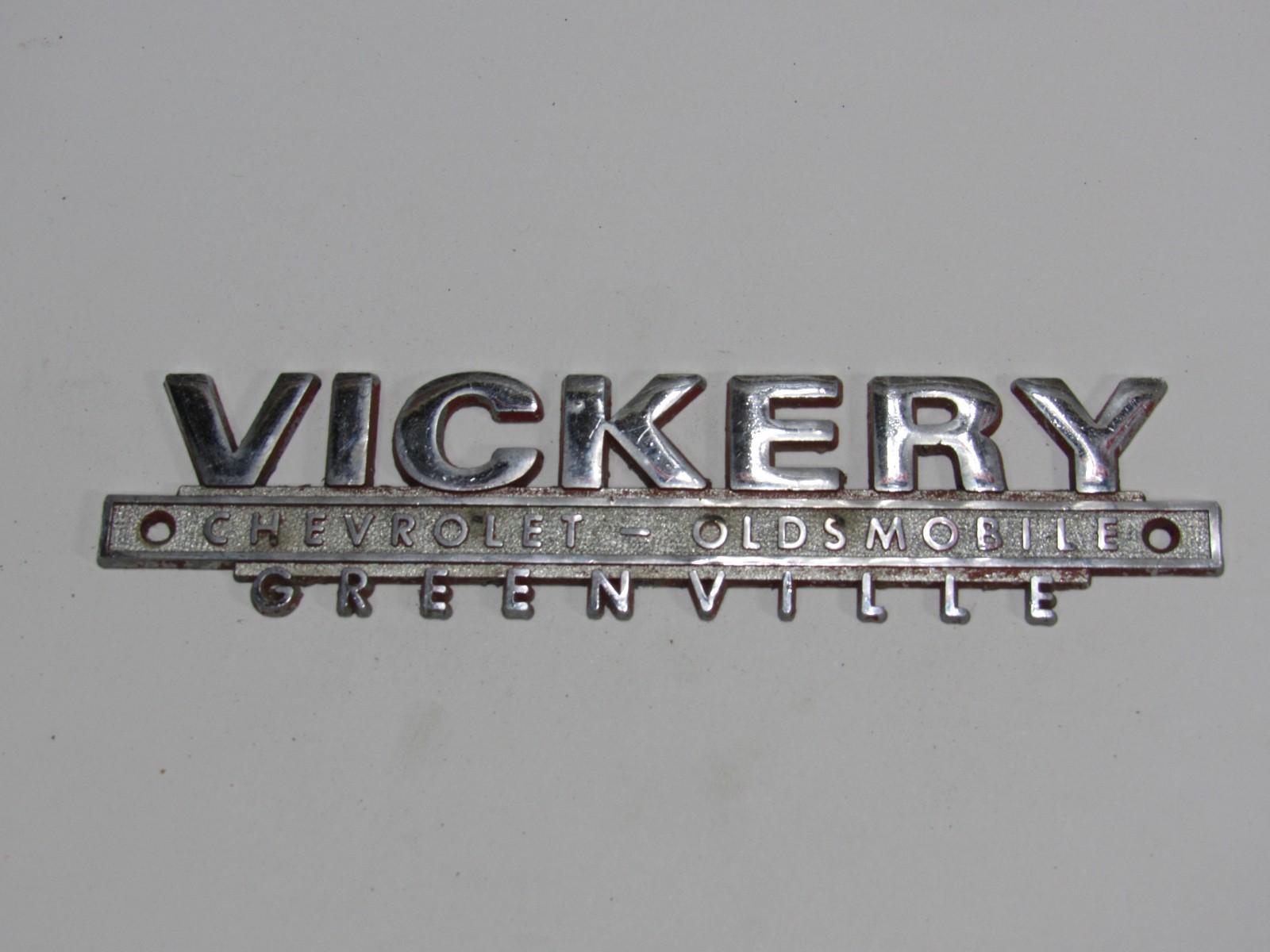 VTG Vickery Chevy-Olds Greenville Mississippi Metal Dealership Badge Emblem Tag