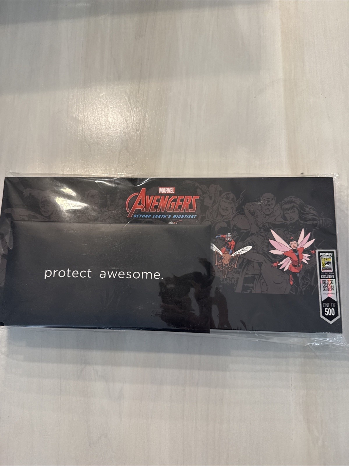 LE 500 Avengers Beyond Earth's Mightiest Figpin Box Set SDCC EXCLUSIVE