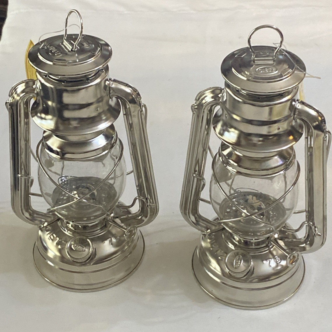 2 DIETZ LANTERNS NO 76 KEROSINE CHROME THE ORIGINAL LANTERN GLASS GLOBE