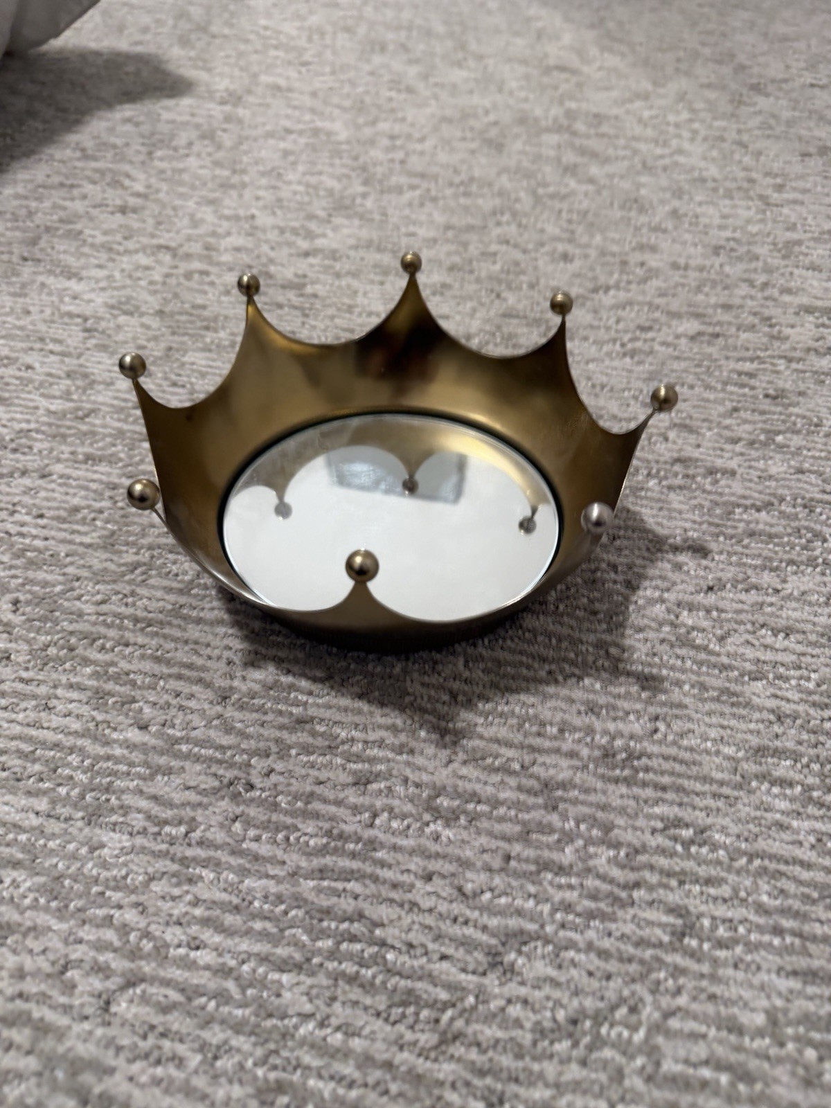 POTTERY BARN TEEN EMILY & MERITT GOLD CROWN MIRROR TRAY 9\