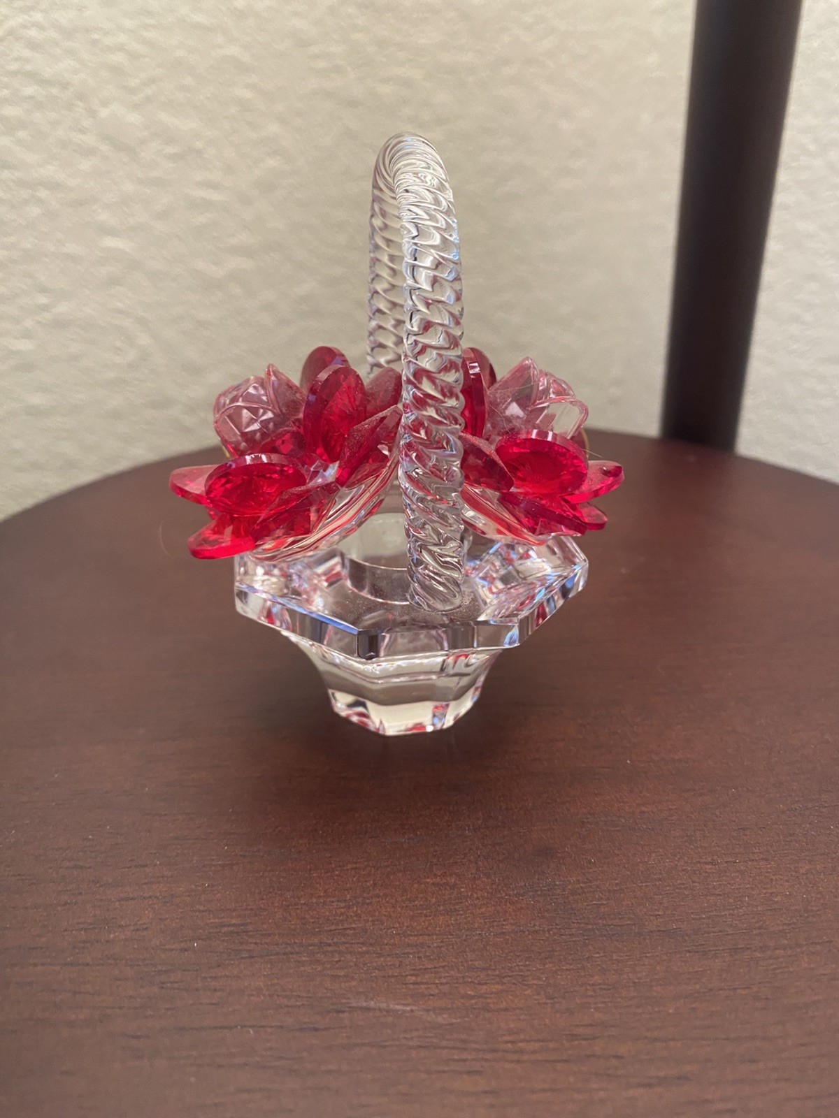 H&D HYALINE & DORA Red Crystal Rose Flower Basket Figurine Collectable NEW
