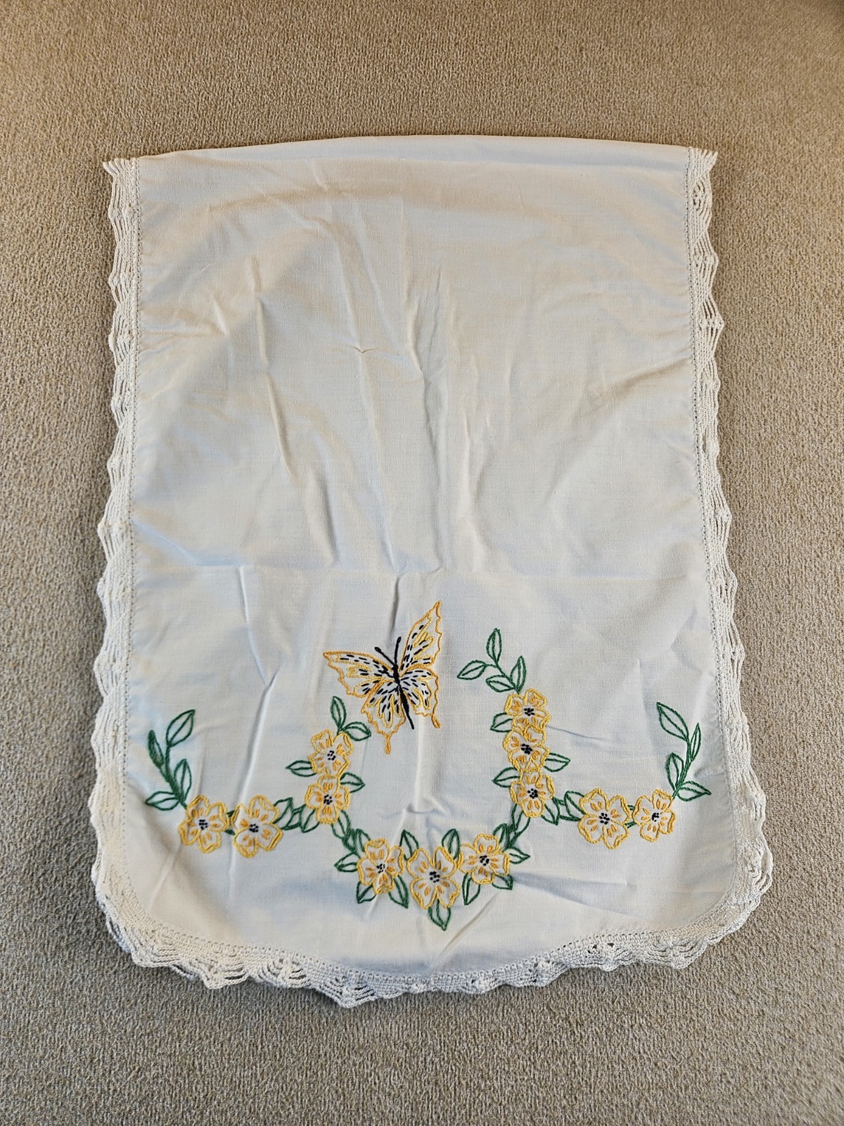 Vintage Embroidered Butterfly Floral Table Runner White Lace Trim 40x15