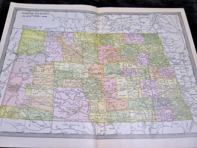 Vtg 1912 NORTH DAKOTA Map 10 X13\