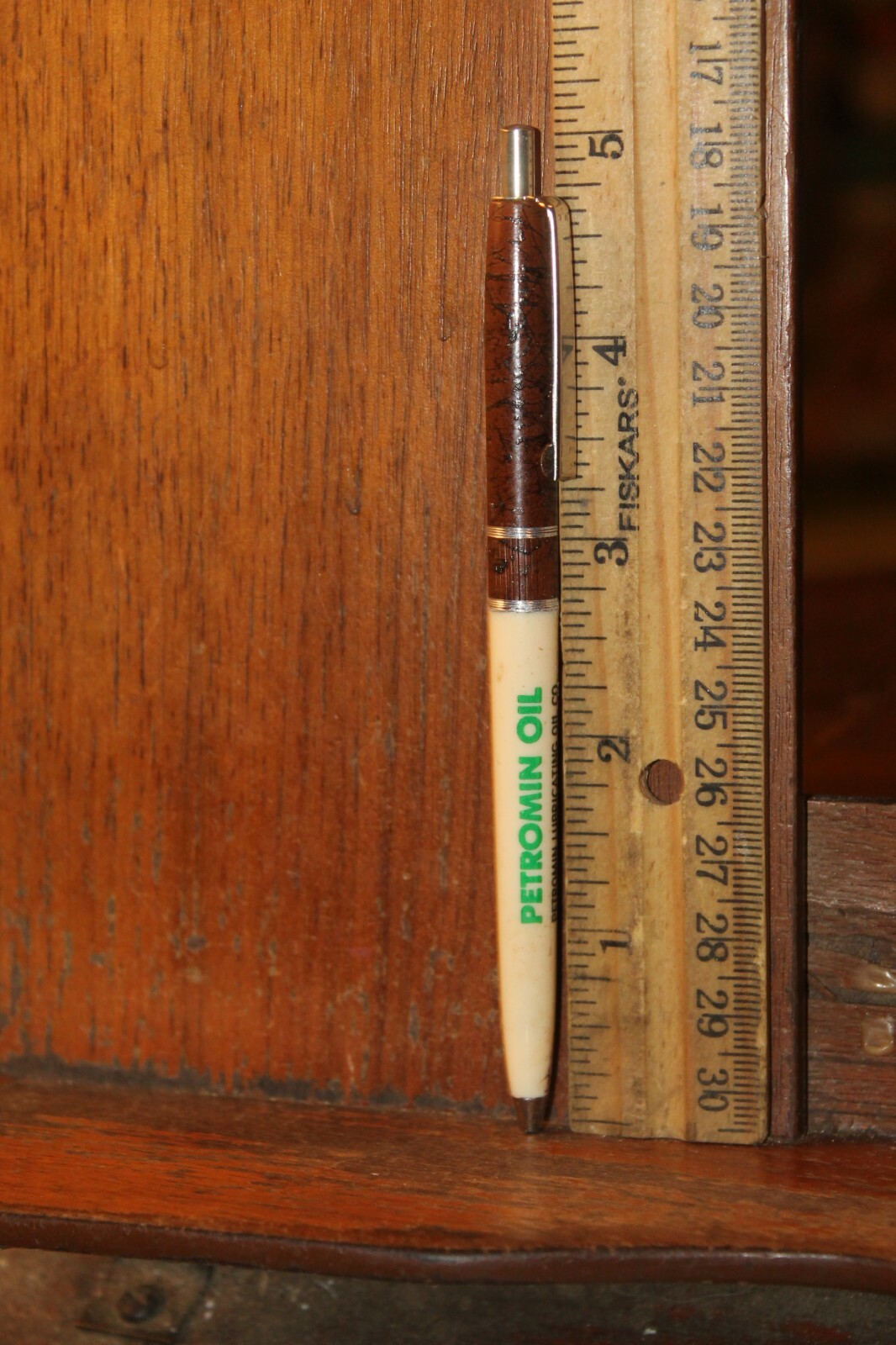 Vintage Ink Pen Petromin Oil Jeddah Saudi Arabia 1982 World\'s Fair Knoxville TN