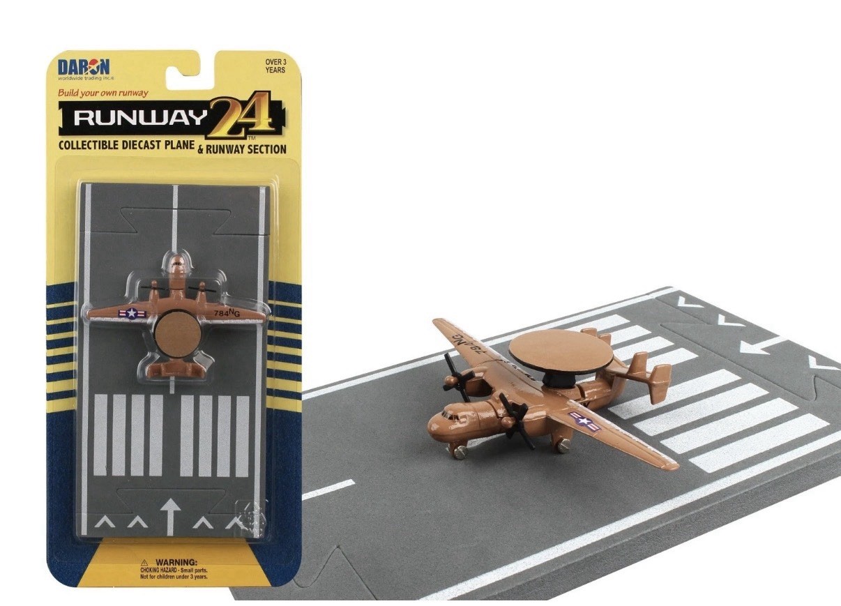 Daron Worldwide Trading Runway24 E2C Hawkeye Vehicle