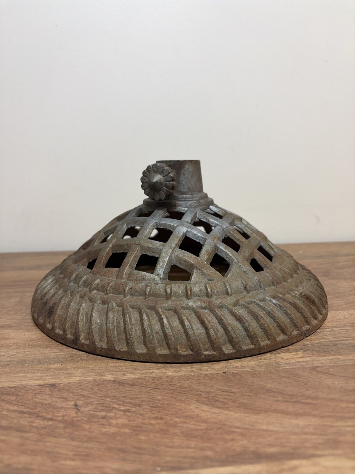 RARE Antique/Vtg. Ornate Cast Iron Christmas Tree Stand-Heavy 11”