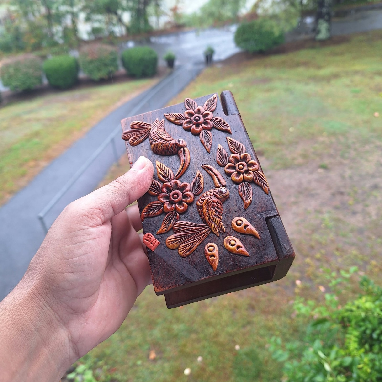 Vintage Hand Carved Box Birds Flowers Brown Vintage Hand Carved Box Birds Flowers Brown