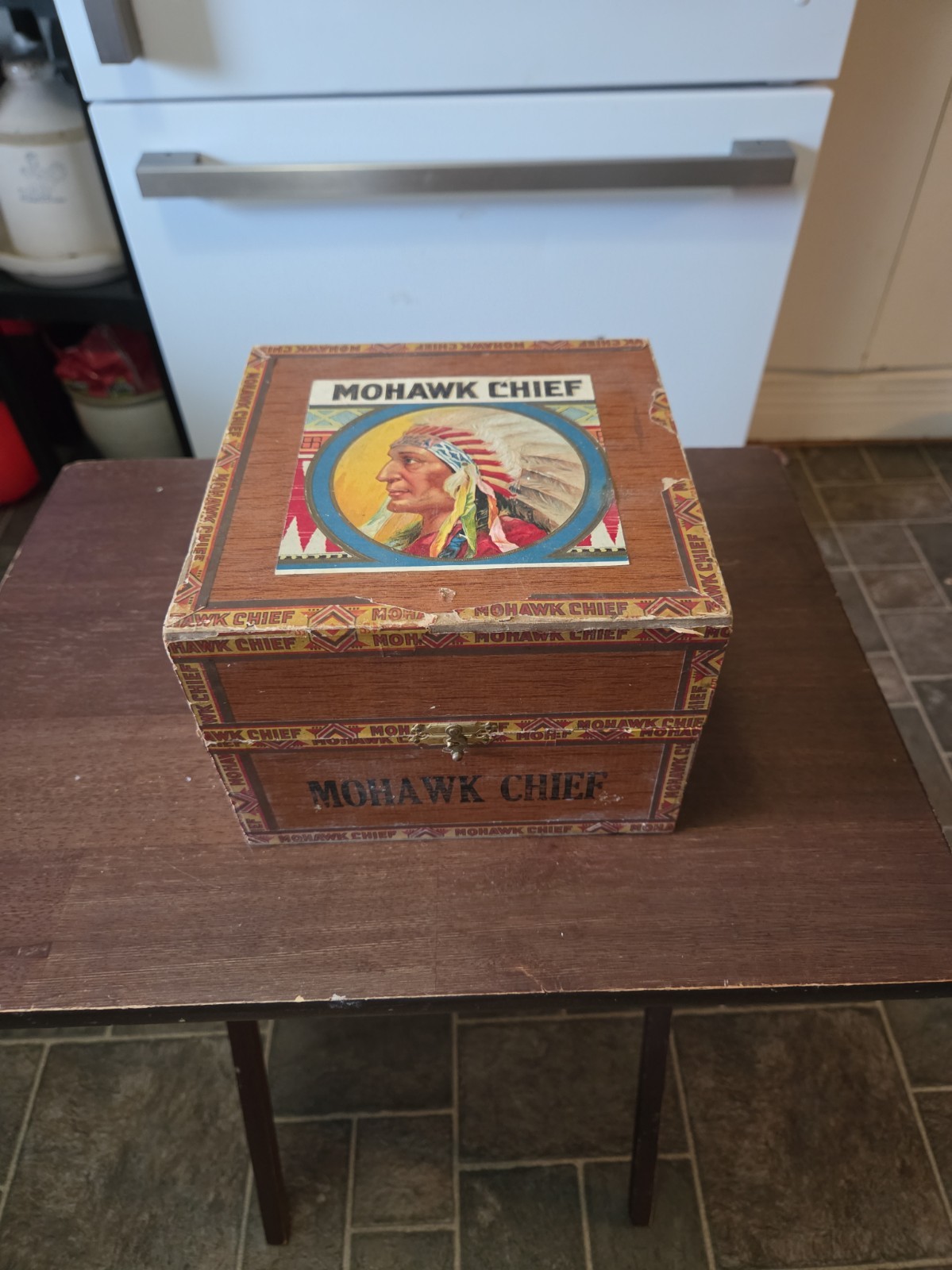 Antique Mohawk Chief 100 Ct Wooden Cigar Box Vintage Litho Label Indian Native