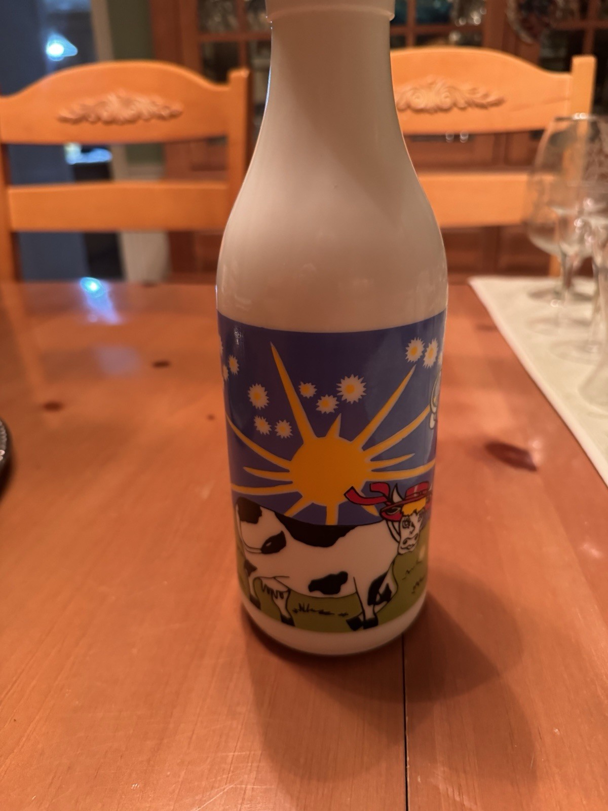 Vintage Egizia Glass Milk Bottle Dairy Cow & Milkman Vibrant Painted Vintage Egizia Glass Milk Bottle Dairy Cow & Milkman Vibrant Painted