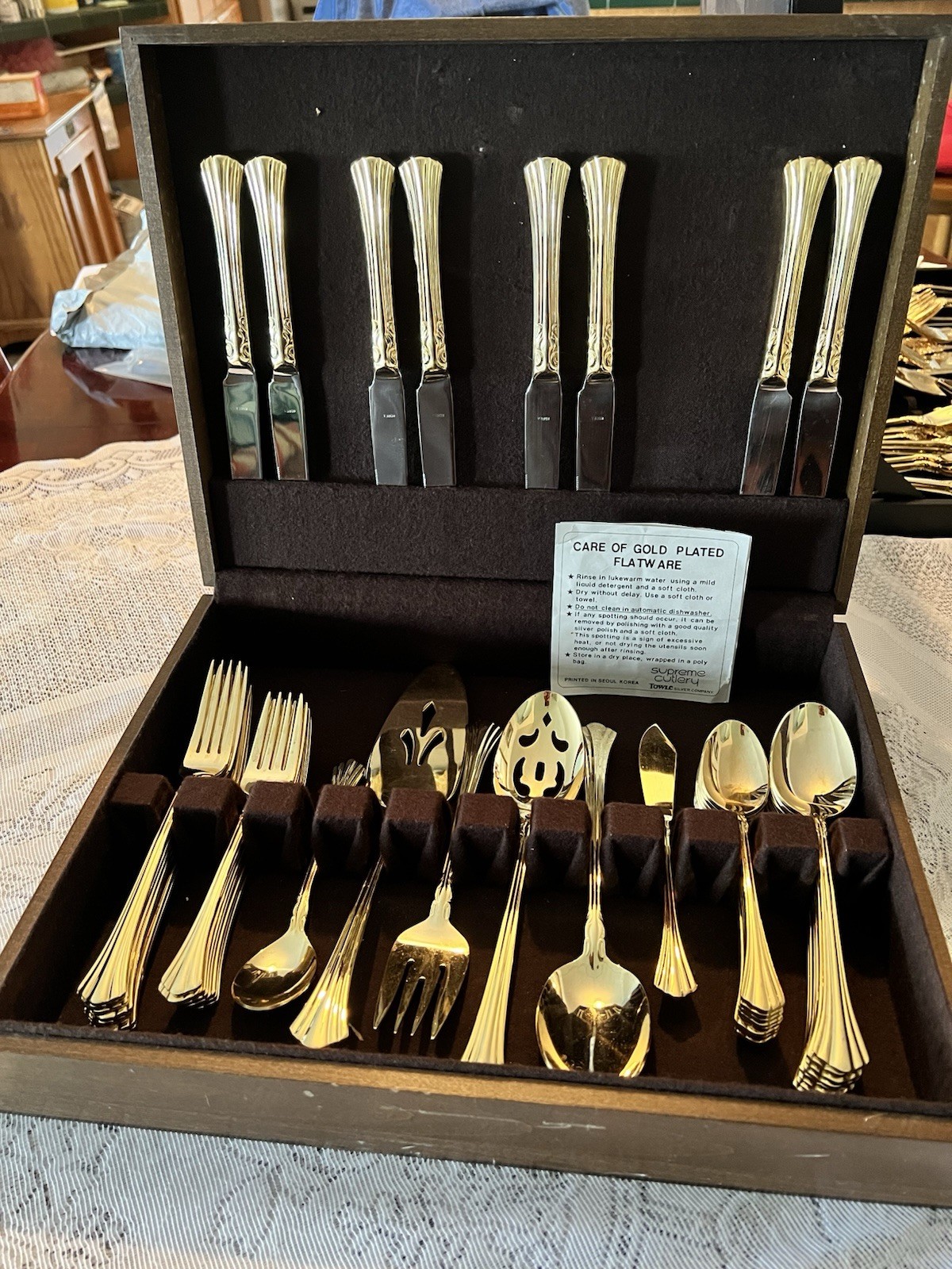 Vintage 46 Piece Complete Svc For 8 Towle Supreme Cutlery
