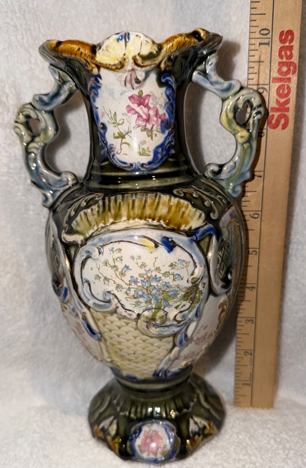 Antique Alhambrian Majolica Two Handled Vase Stafforshire England 829