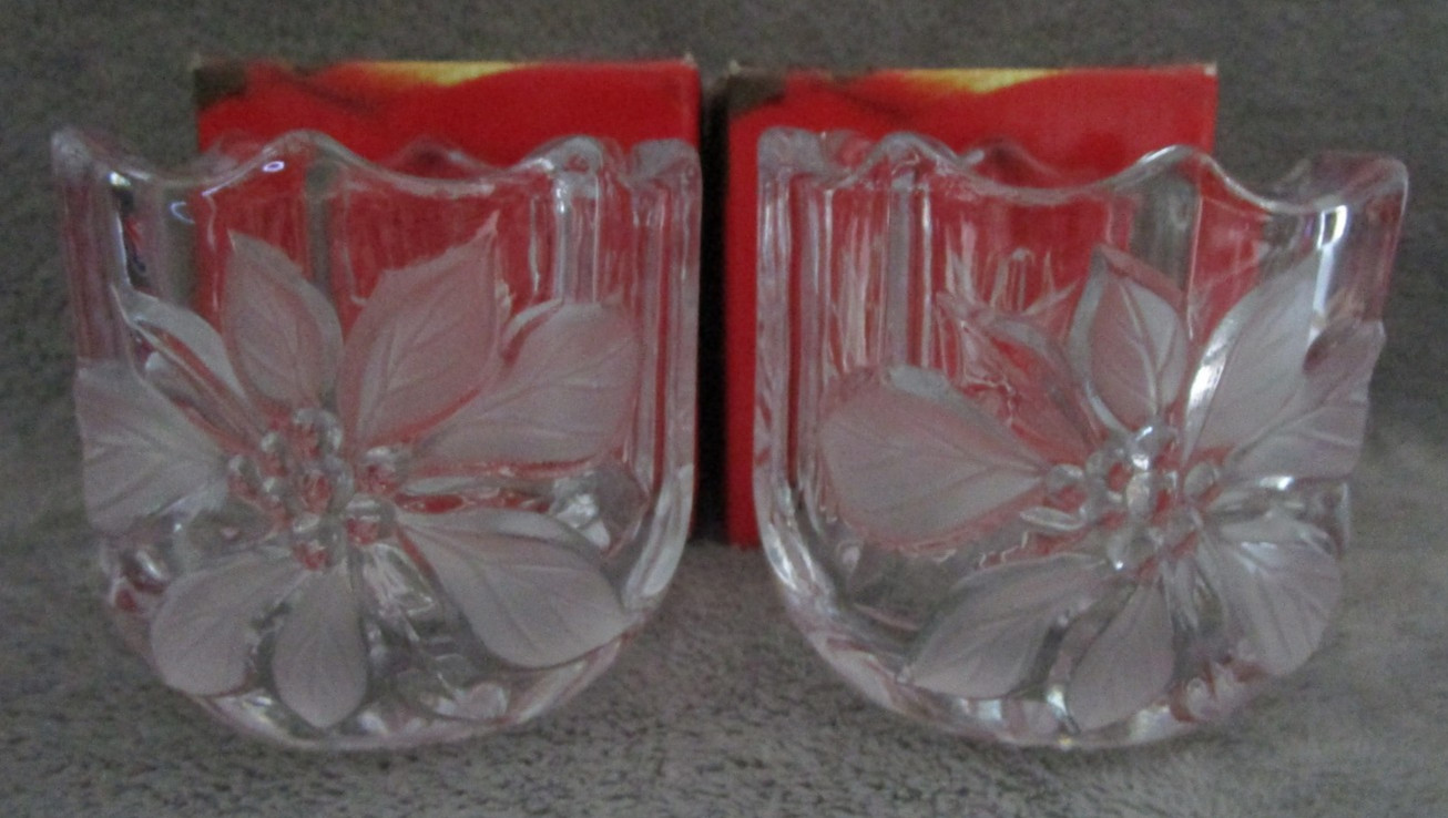 VTG Mikasa/Festive Poinsettia Crystal Votive Candleholders /WY350/610 / Set of 2