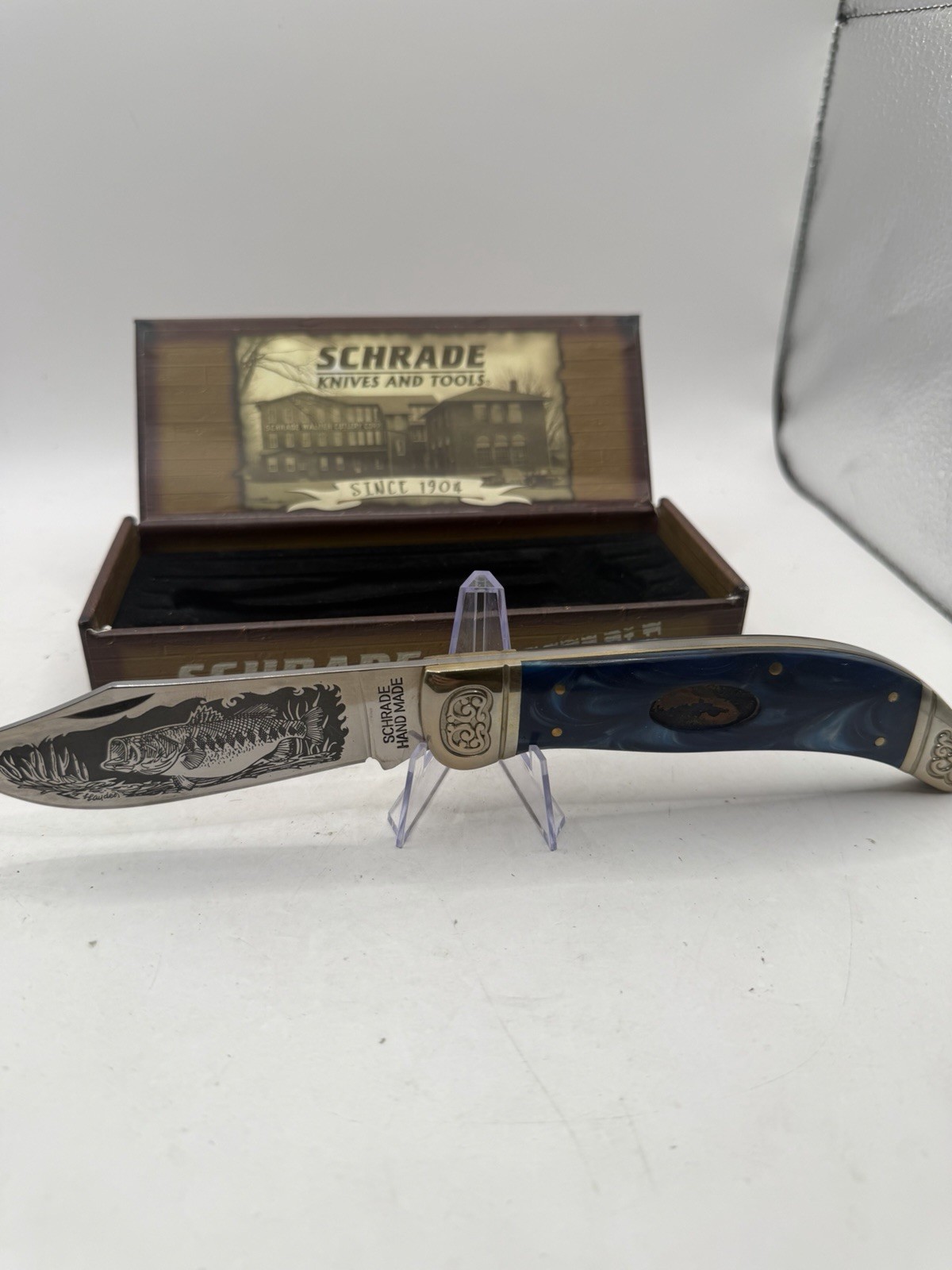 Schrade  CUTLERY SCLG HAND MADE BIG BASS KNIFE 2007 LIMITED ISSUE Never Used