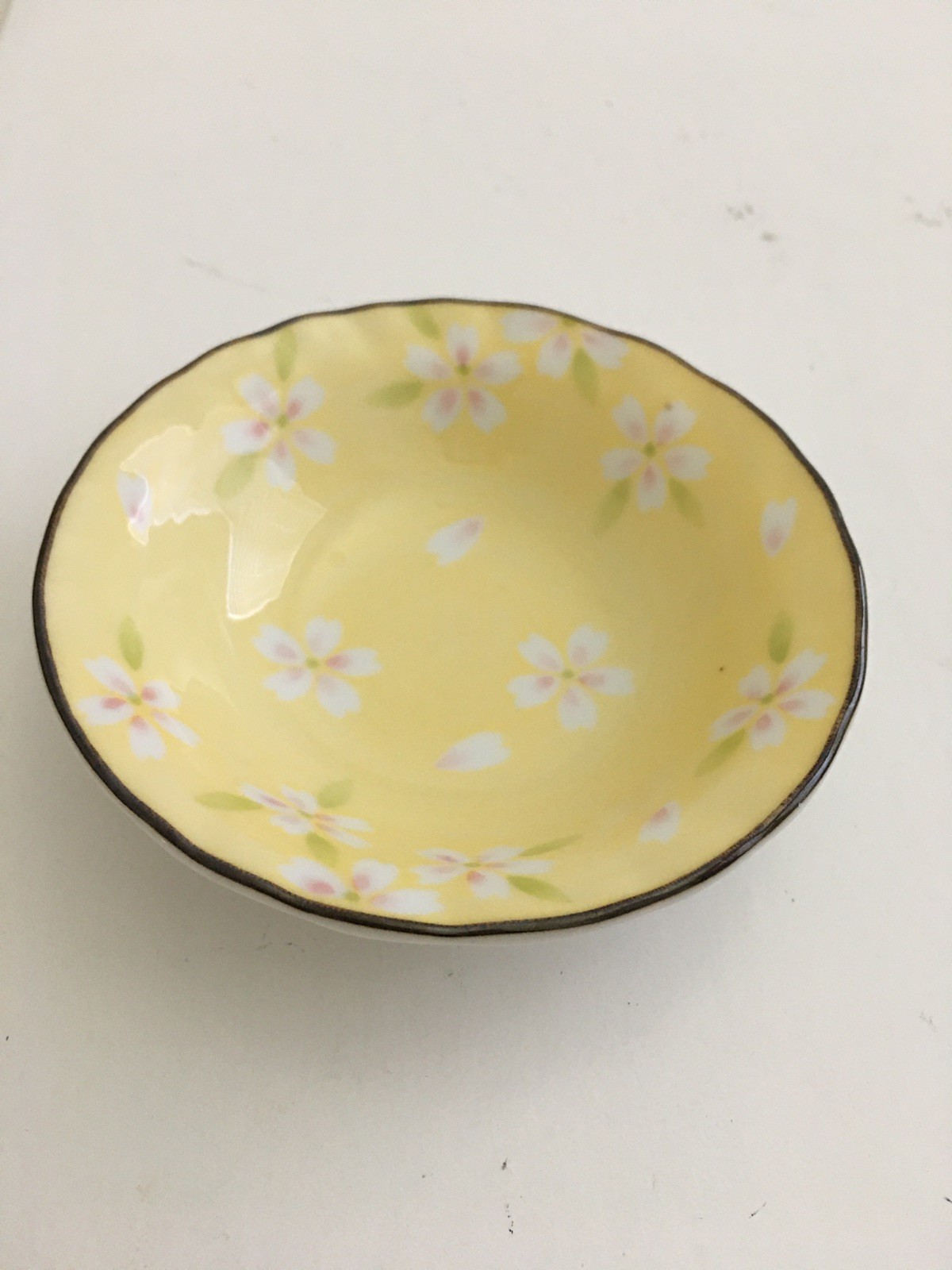 Japanese Daitoa Kyoto Sakura Small Dish Porcelain Mino Ware Japan 3.7 In 