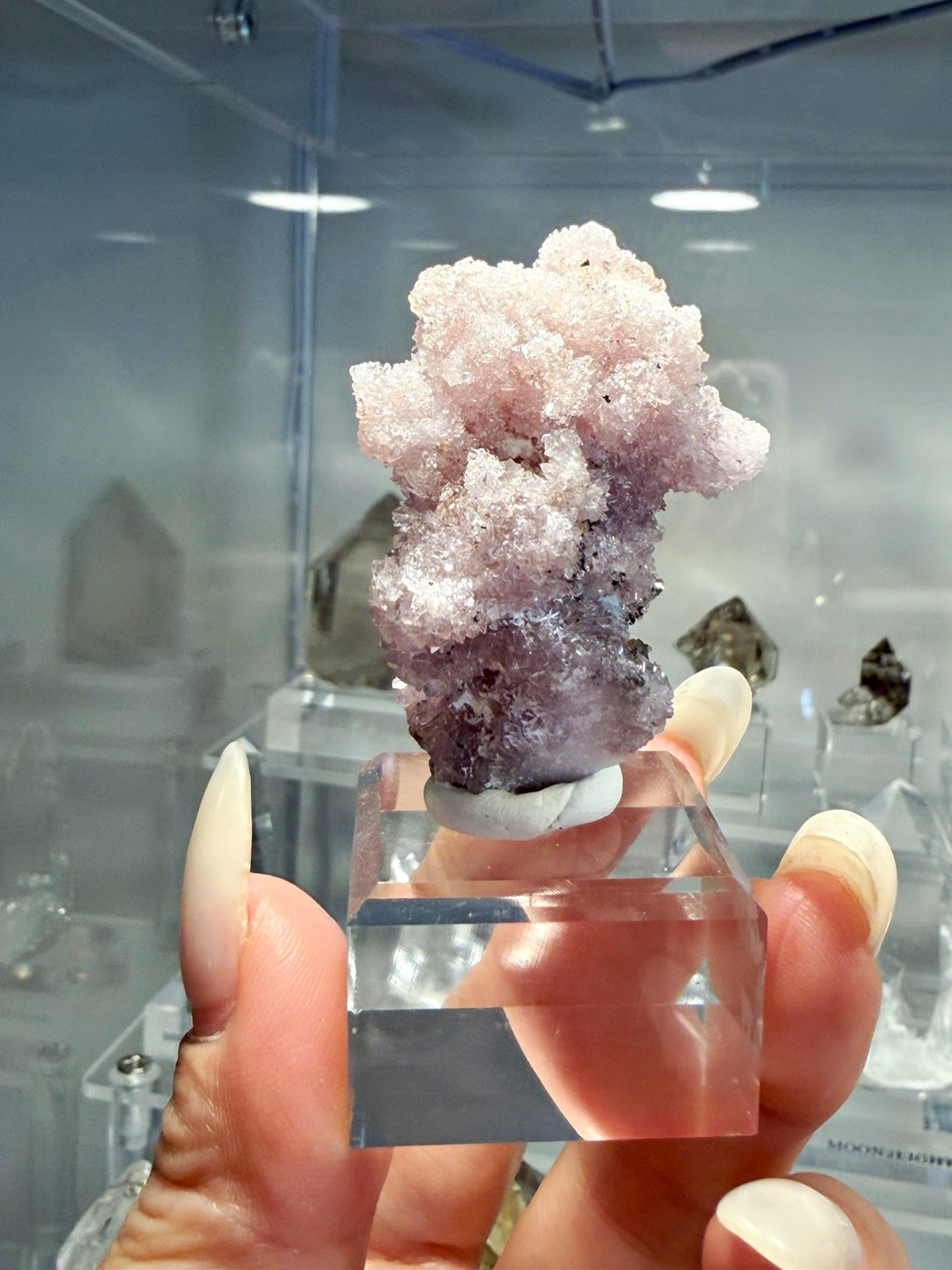 Fluorine aluminum gypsum small mineral specimen 2.5cm*4cm