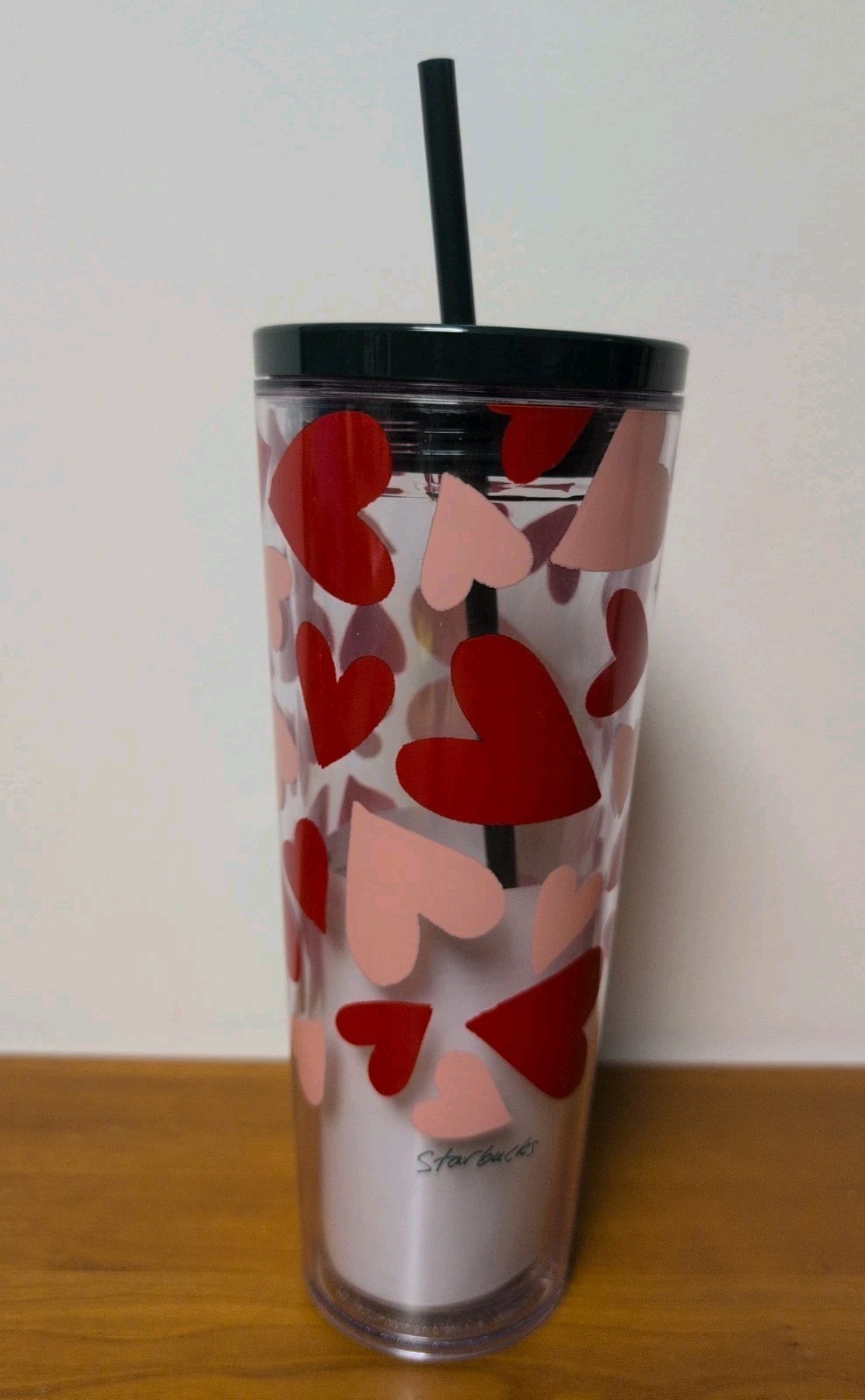 Starbucks 2026 Valentine\'s Day Heart 24oz Cold Cup Tumbler Lid Straw New