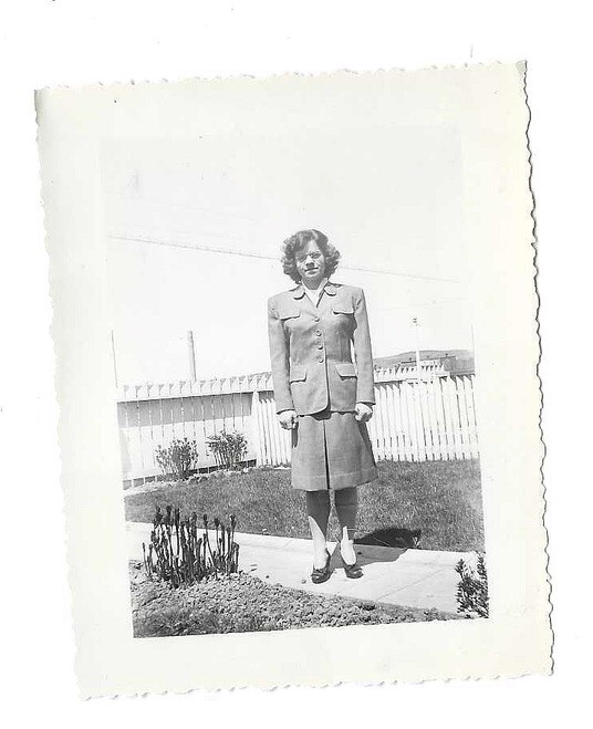 VTG B&W Found Photo Snapshot Fashionable Woman Skirt Suit Outdoors Fence 1940\'s