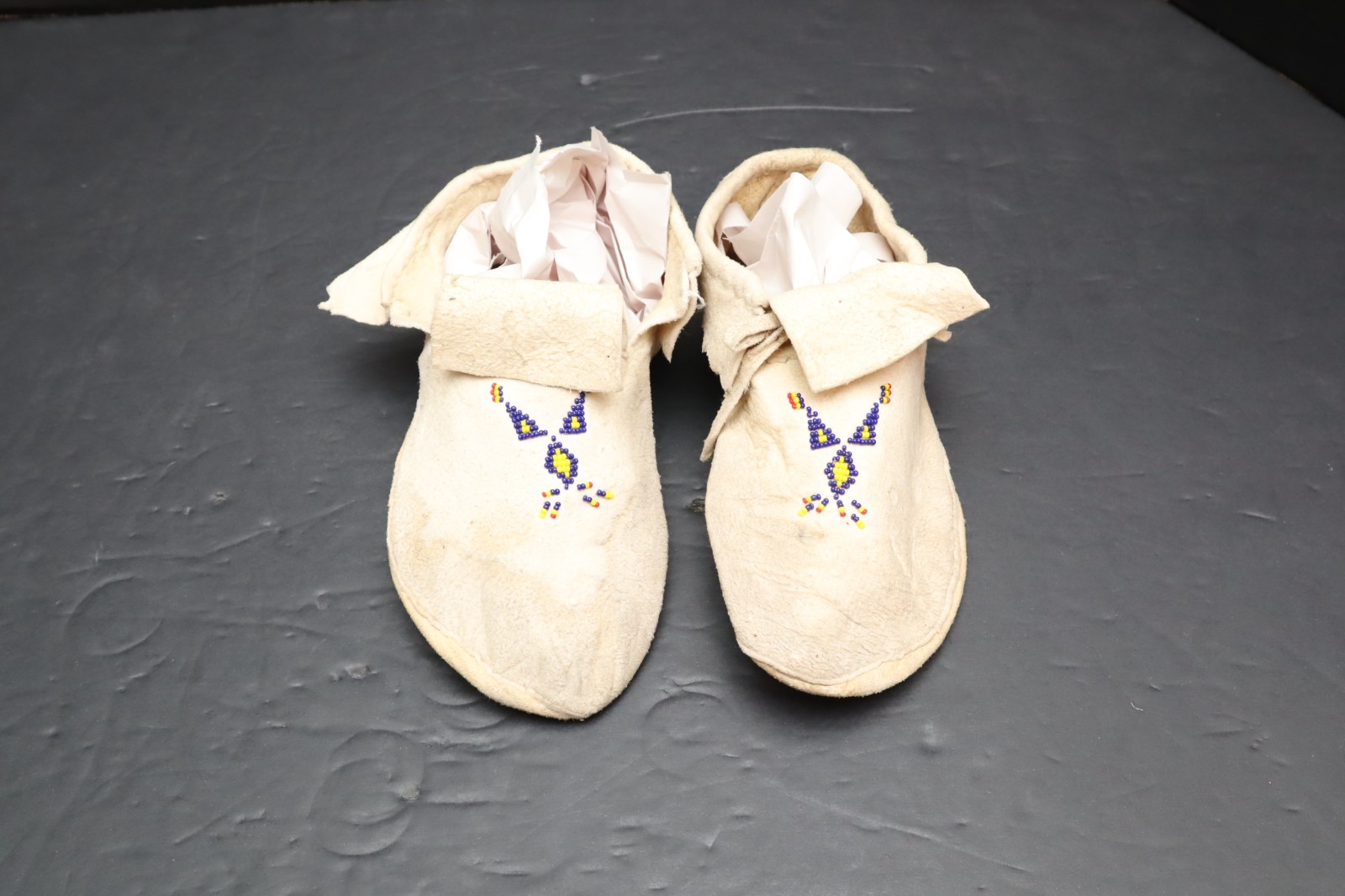 Vintage Plains Indian Beaded Moccasins Native American Sioux 9