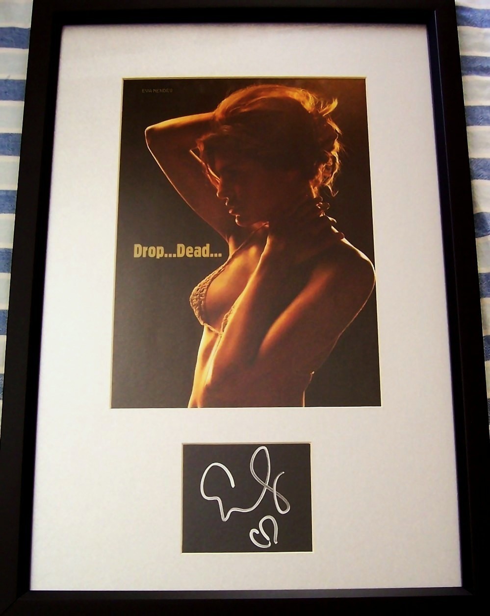 Eva Mendes cut autograph signed framed with sexy Maxim magazine photo JSA Hitch