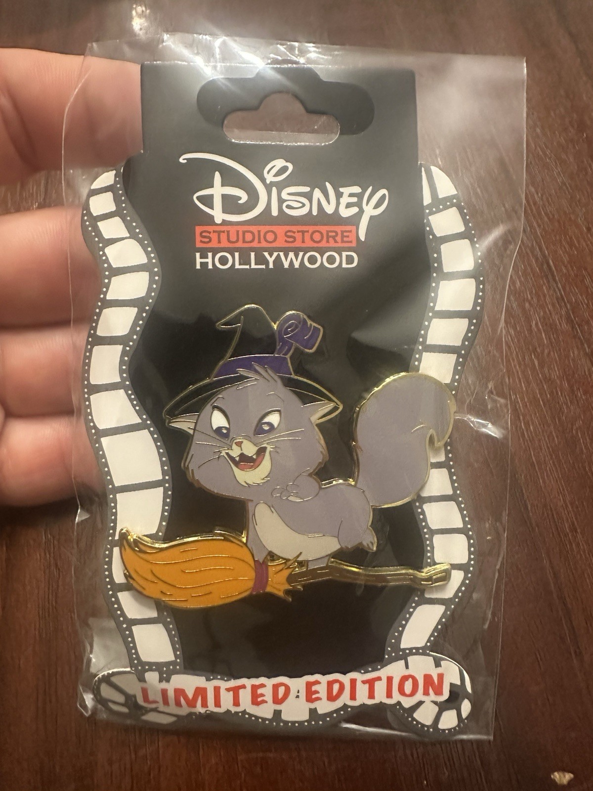 Yzma Cat on Brooms Halloween Witch Series LE 300