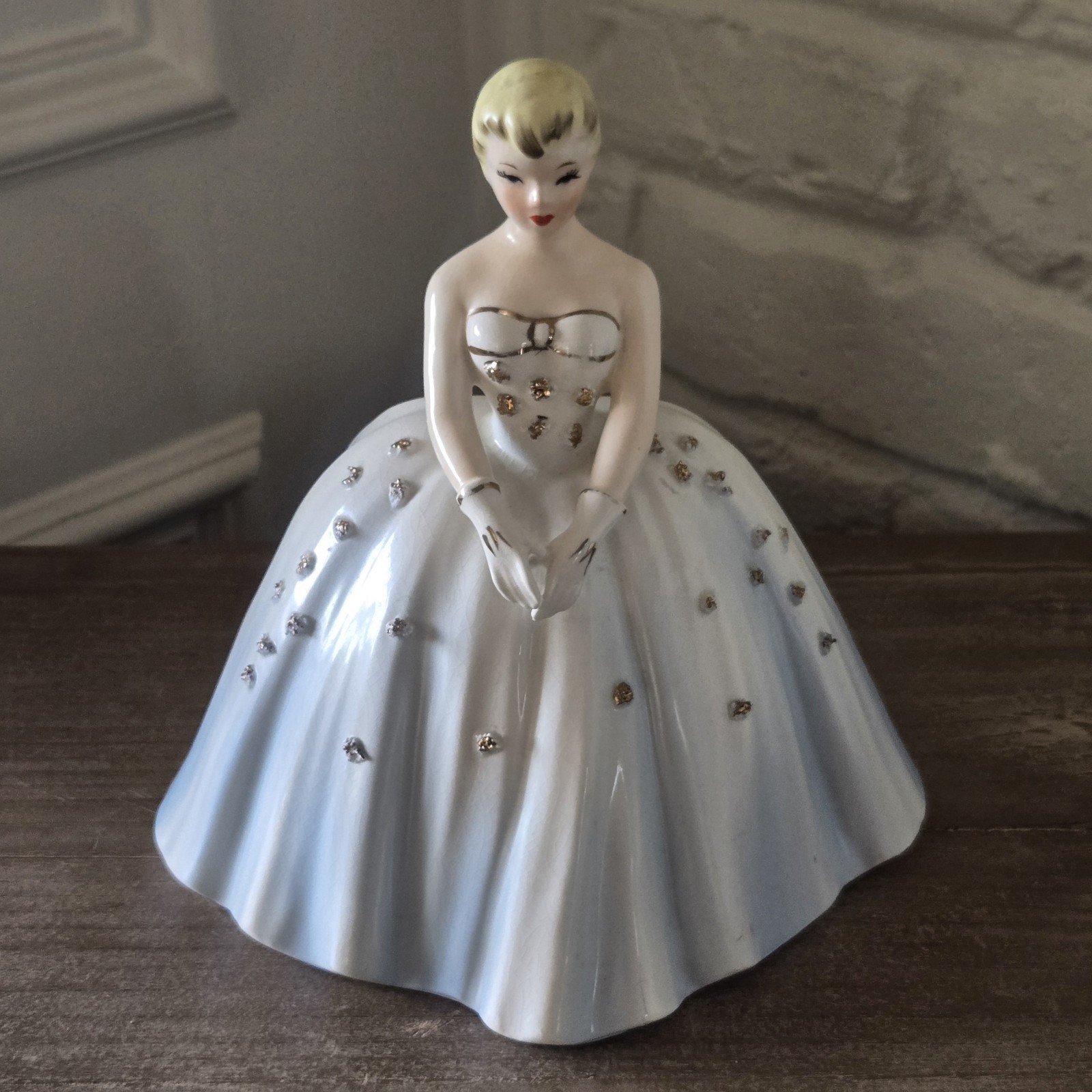 Vtg 50s 60s Porcelain Ceramic Posey Holder, Makeup Brush