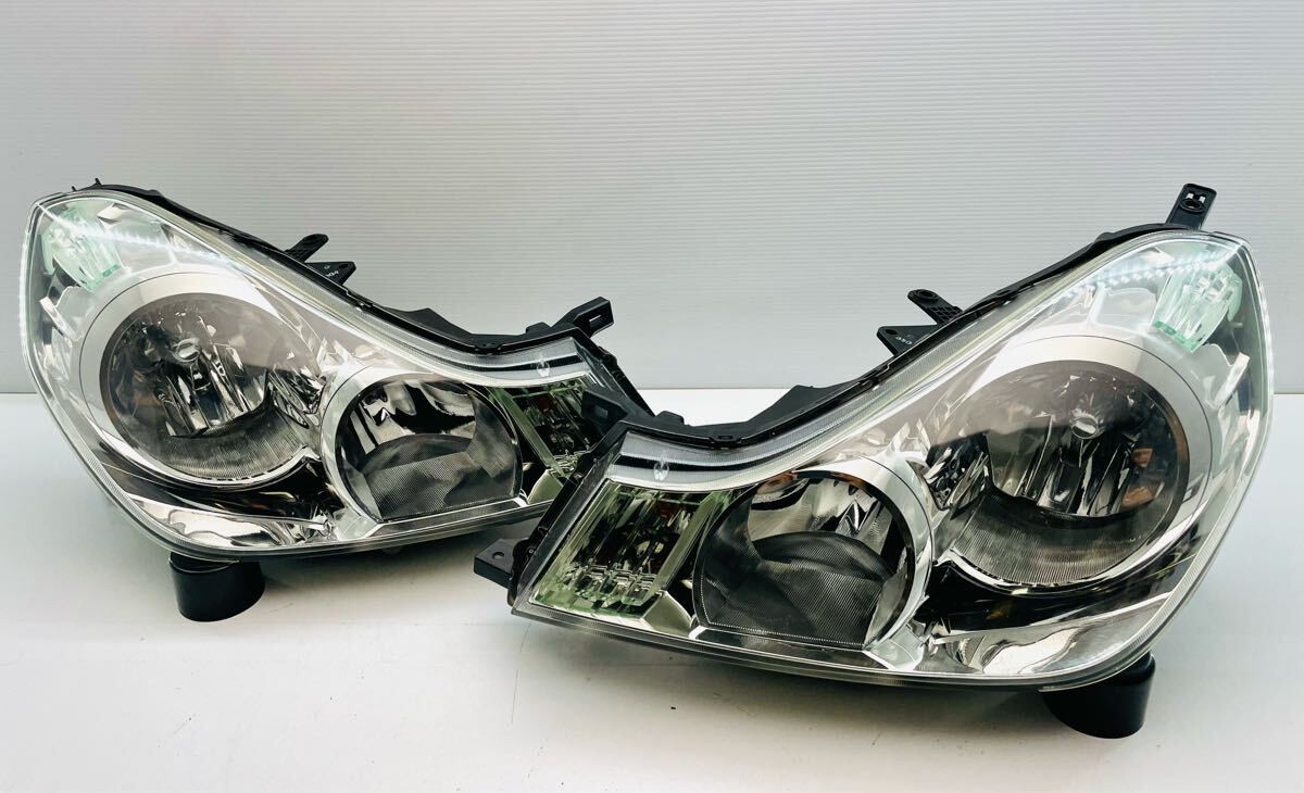 NISSAN Wingroad HID Dba-y12 Y12 Headlights Lamps Headlight Used Control Genuine
