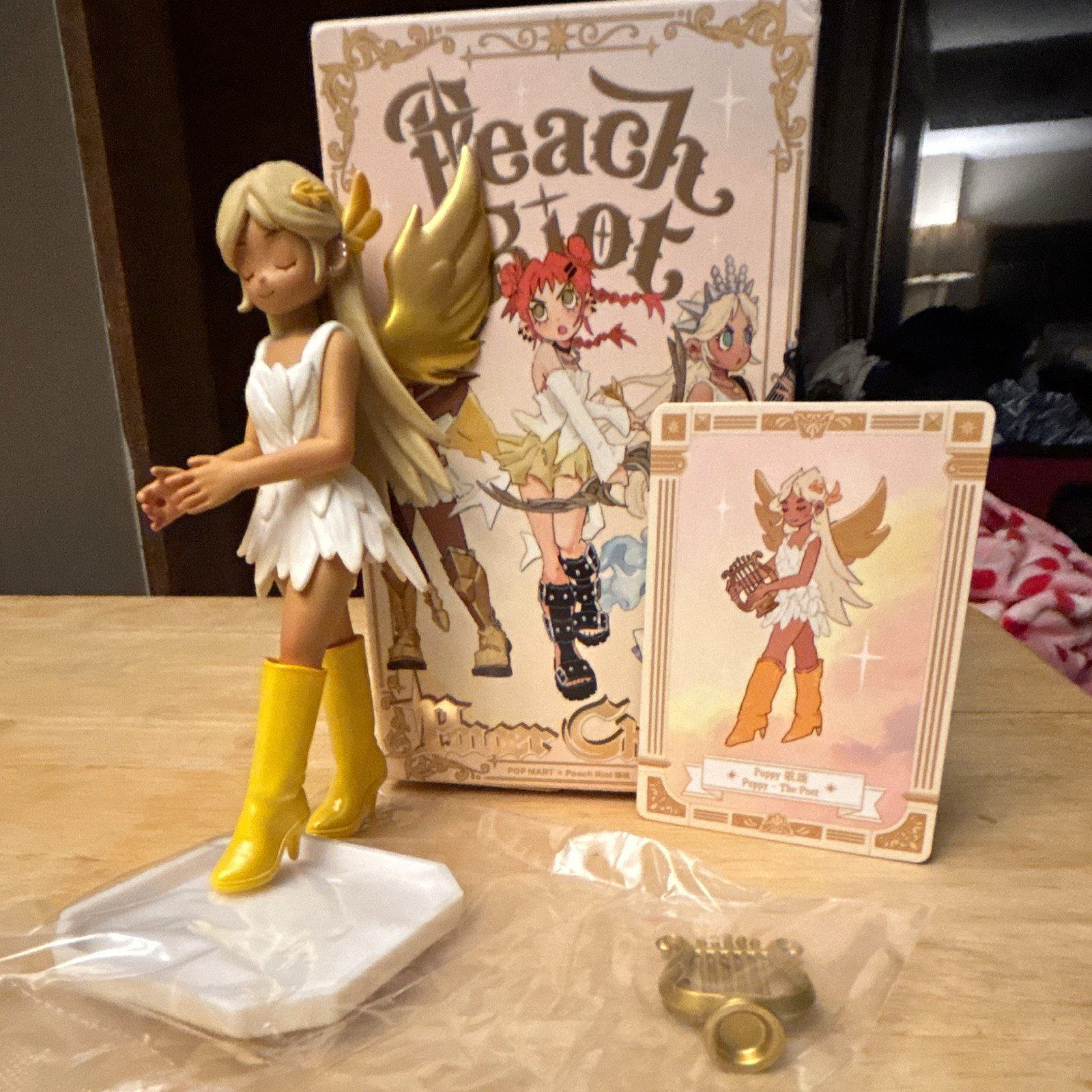 POP MART Peach Riot Power Chord Poppy The Poet Figure w/Box