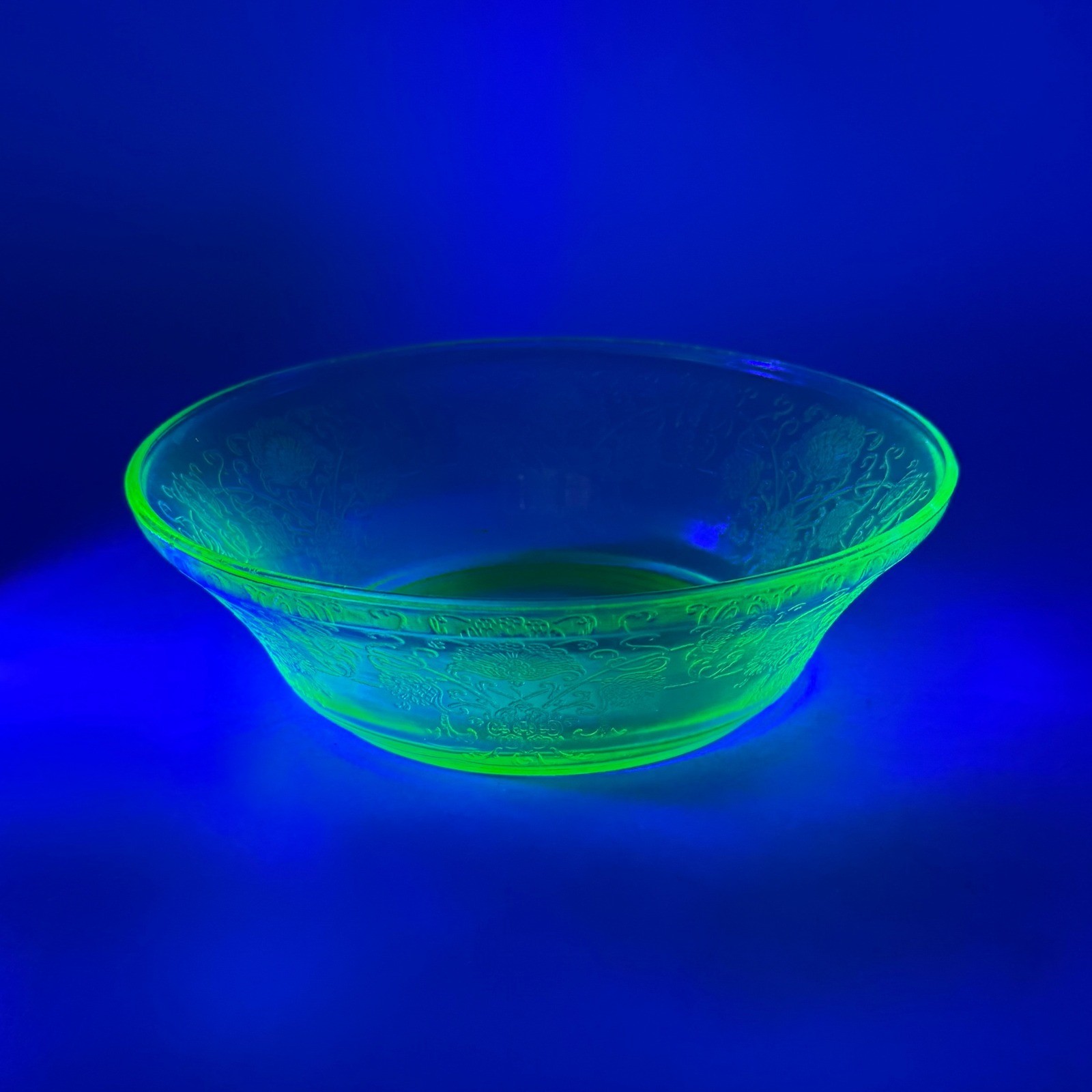 Vintage Green Uranium Glass Bowl Etched Floral Butterfly Florentine Glows UV 8.5 Vintage Green Uranium Glass Bowl Etched Floral Butterfly Florentine Glows UV 8.5