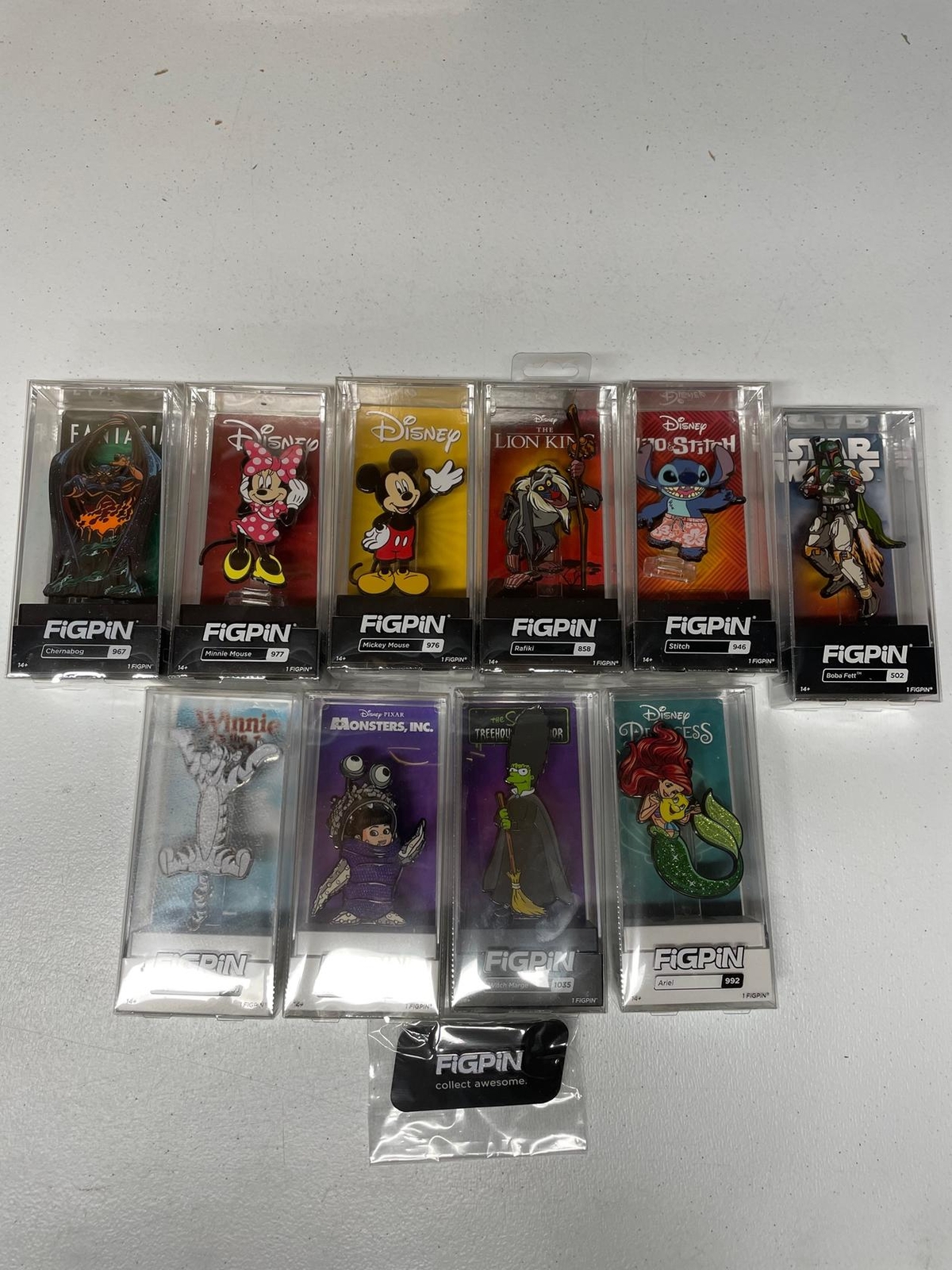 2022 Exclusive FigPin Set of 11 Boo Fett Ariel Mickey, Minnie Chernabog Stitch