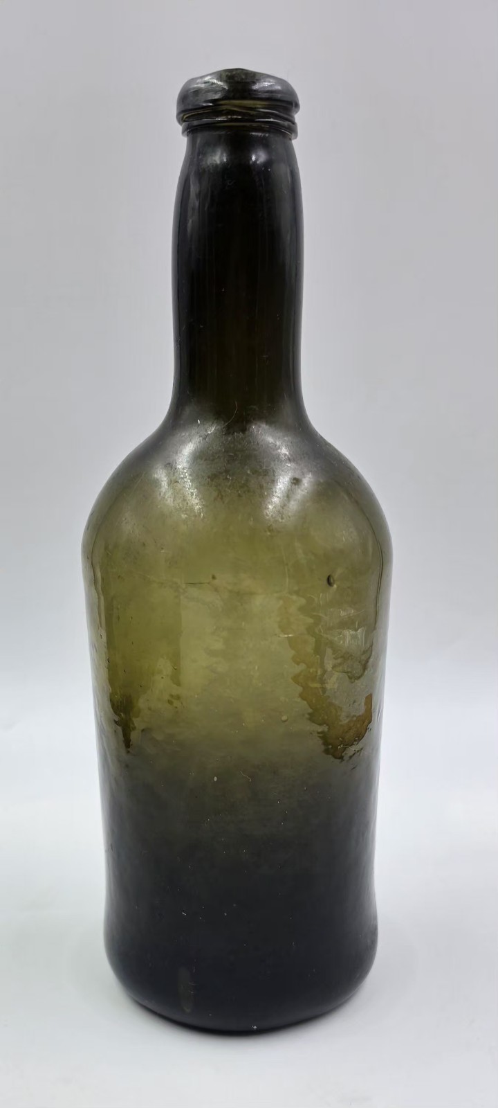 Antique Olive Green Wine/Spirits Bottle – Applied Lip c.1800s England