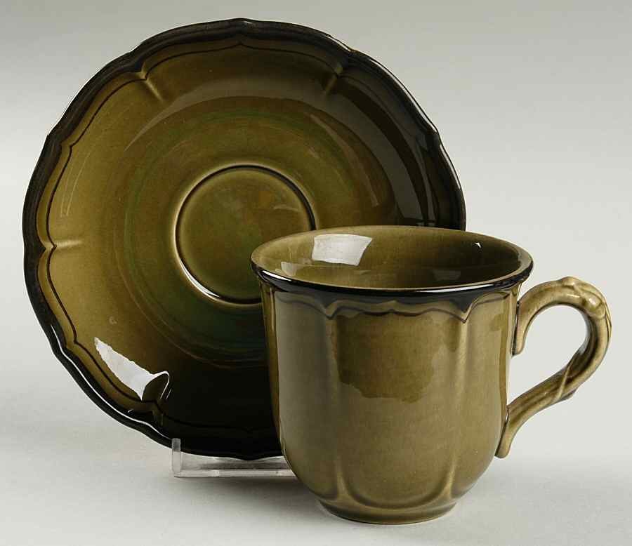 Metlox - Poppytrail - Vernon La Mancha Green Cup & Saucer 355458
