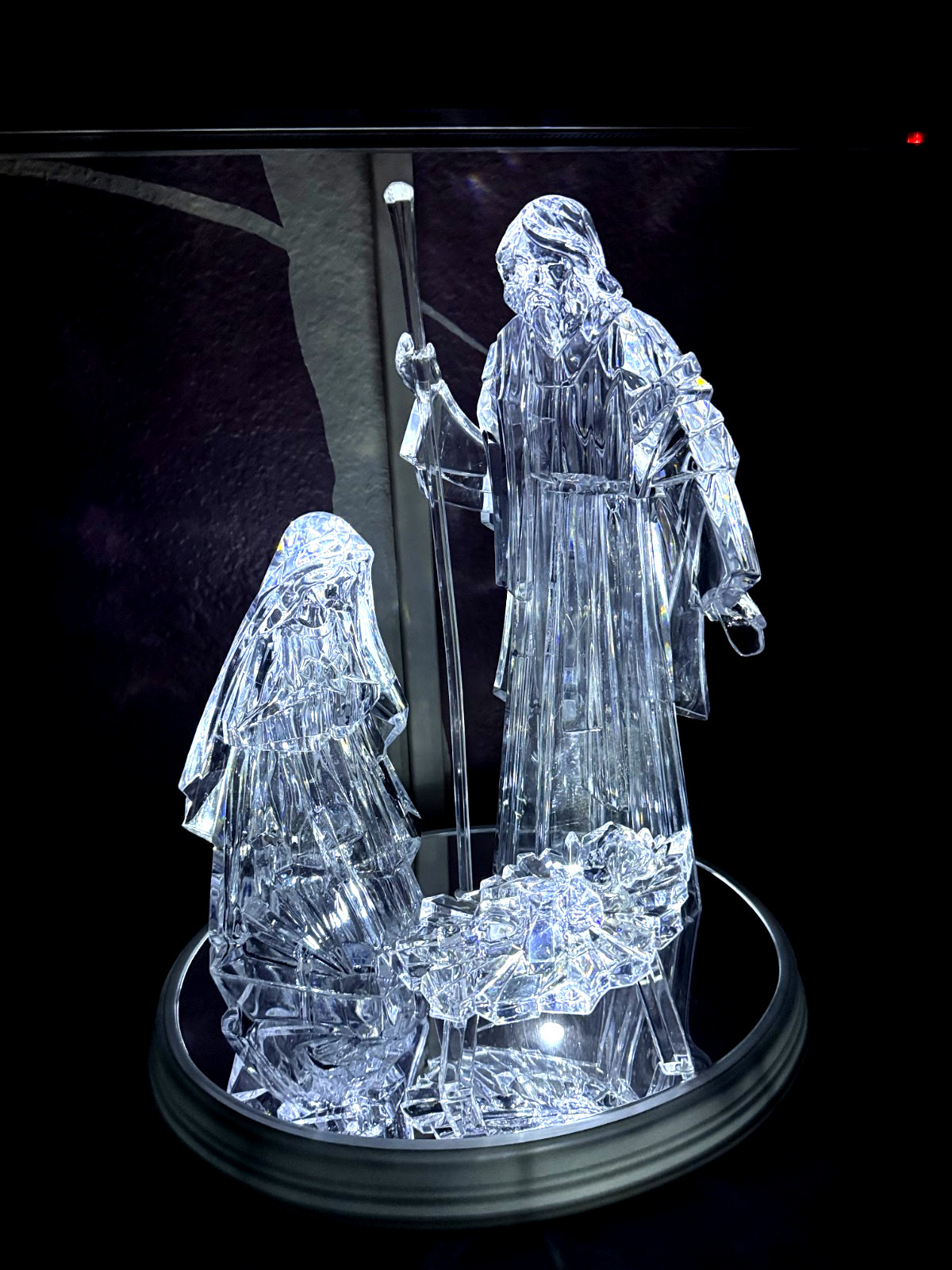 Northlight LED Lighted Acrylic Holy Family On Mirror Crystal Like Christmas 17