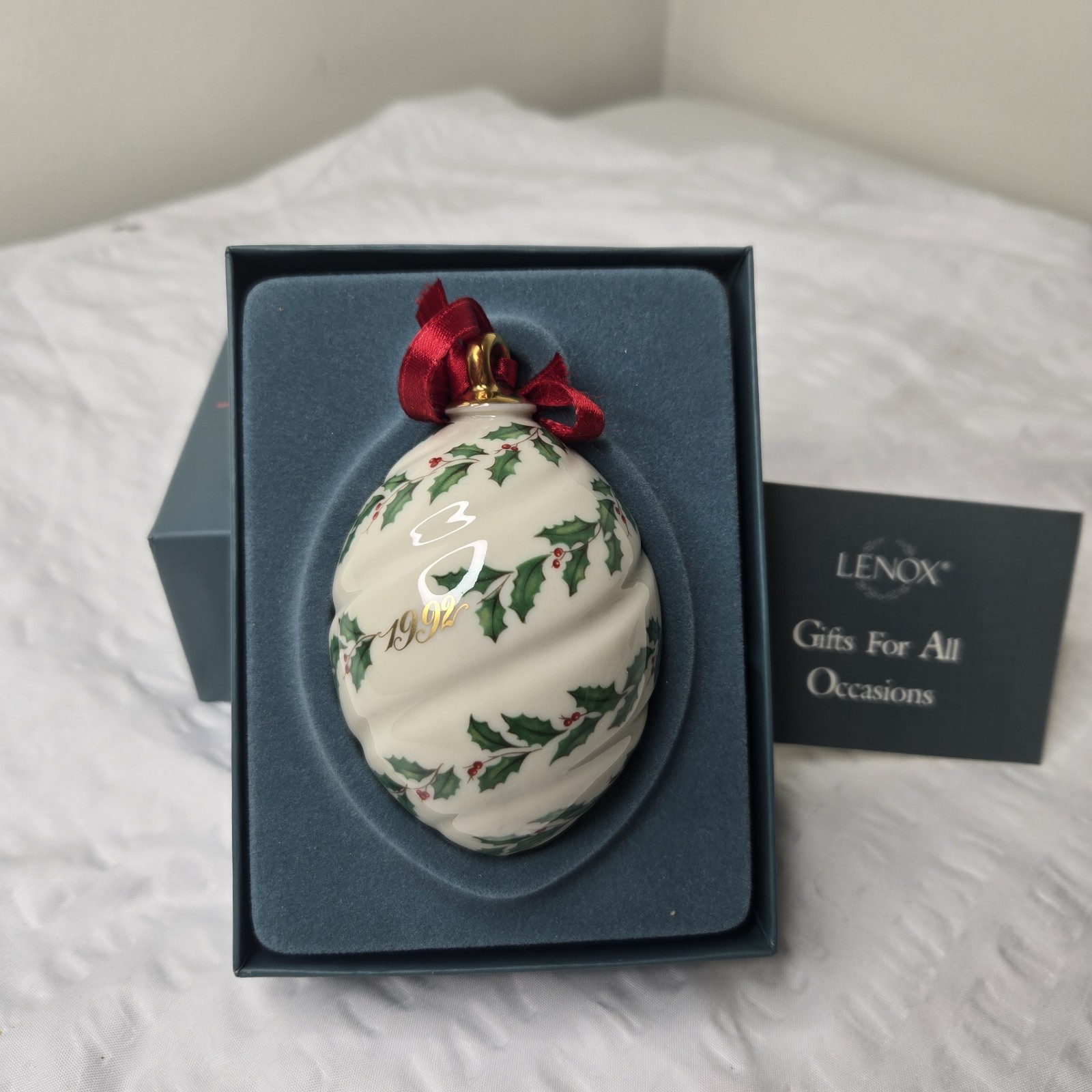 Lenox Vintage 1992 Holly Leaf Spiral Porcelain Ornament 