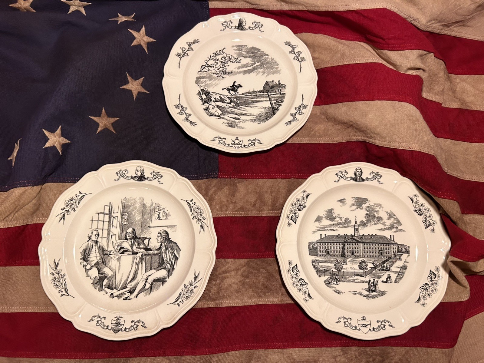  Complete Set: of  13  vtg 1976 Wedgwood 13 original States Bicentennial Plates