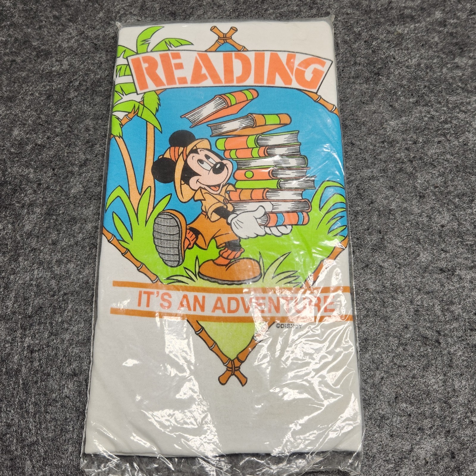 Vintage Disney Mickey Mouse Reading Its An Adventure Youth Small Tshirt NEW
