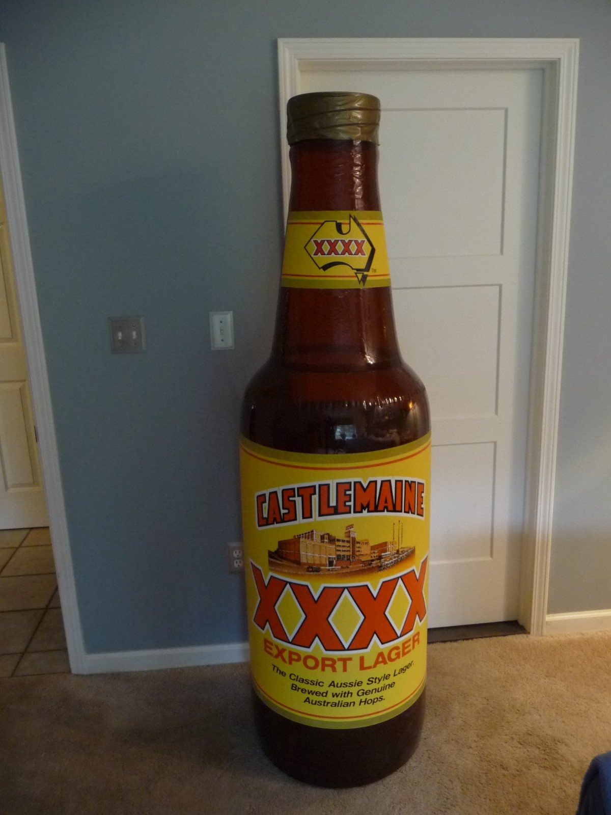 CASTLEMAINE XXXX EXPORT LAGER 6 FOOT BLOW-UP BOTTLE ONE-OF-A-KIND SUPER RARE