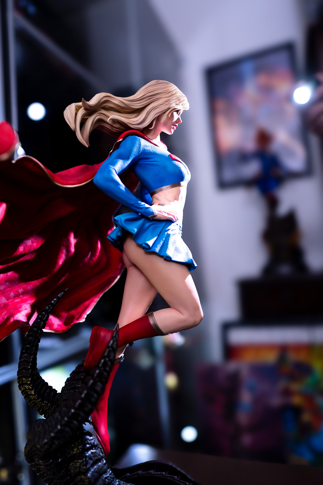 DC Supergirl 1/4 Custom Statue 🔥🔥 DC Supergirl 1/4 Custom Statue 🔥🔥