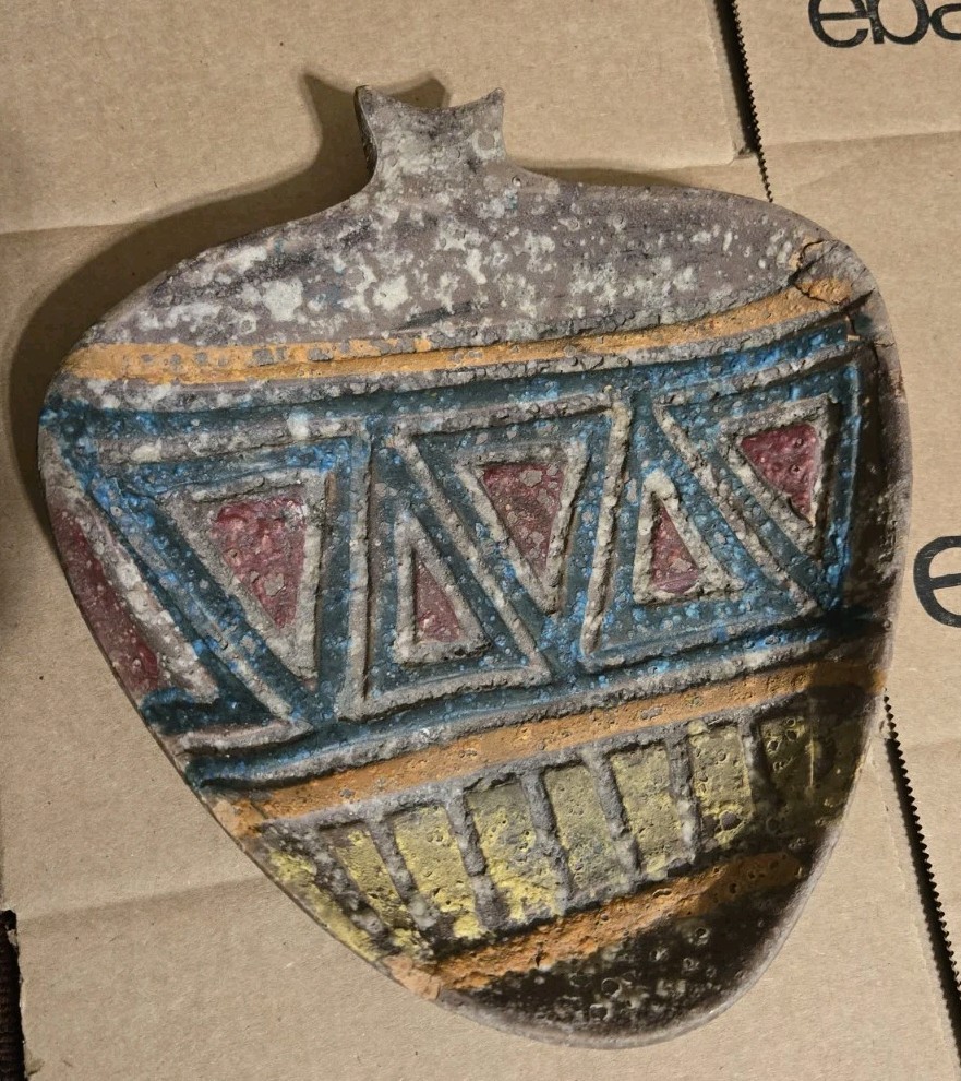 Vtg Sgraffito Art Pottery Dish ITALY 8” MCM Form