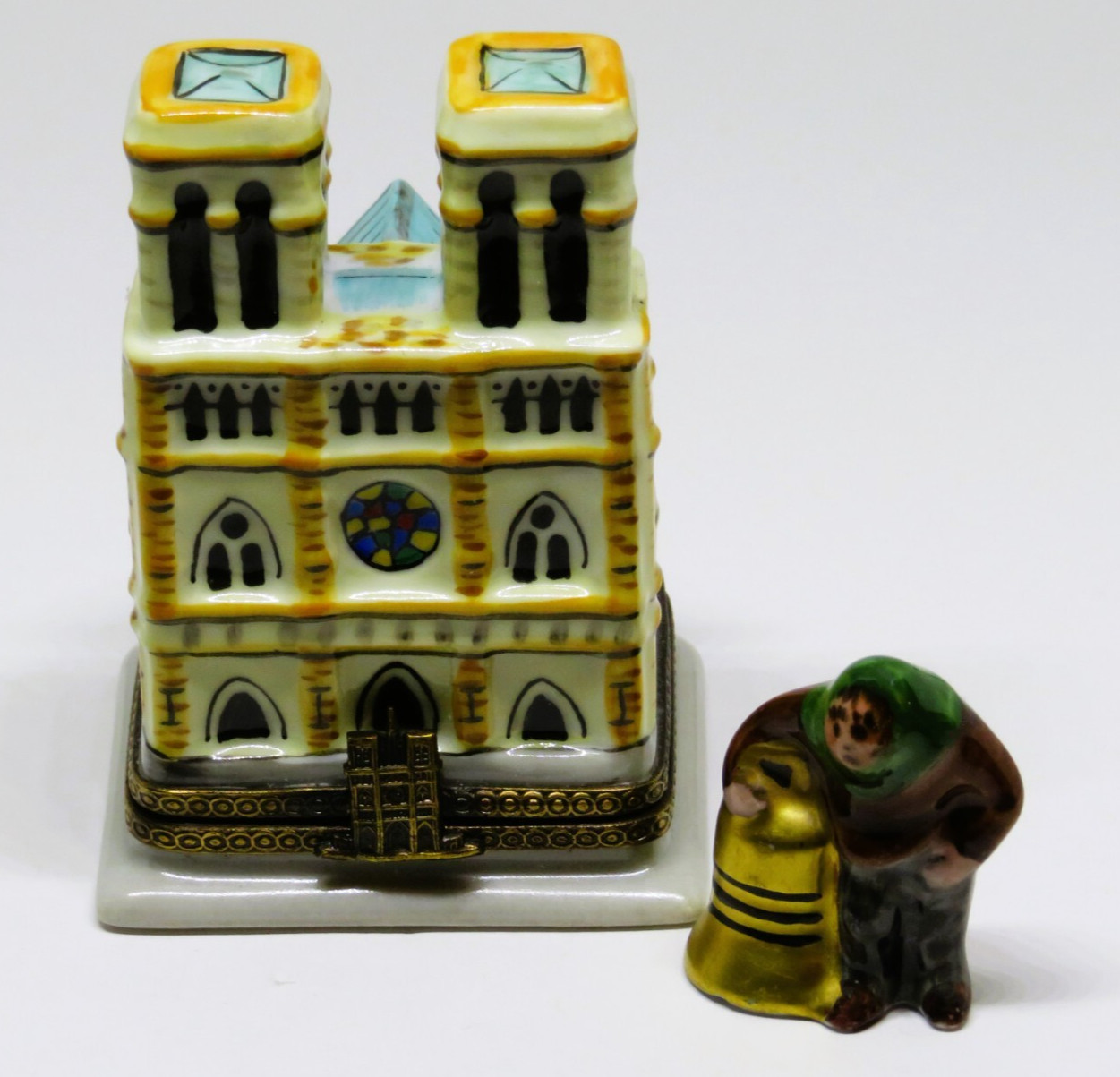 LIMOGES BOX- CHANILLE - NOTRE-DAME CATHEDRAL - BELL & HUNCHBACK - QUASIMODO - LE