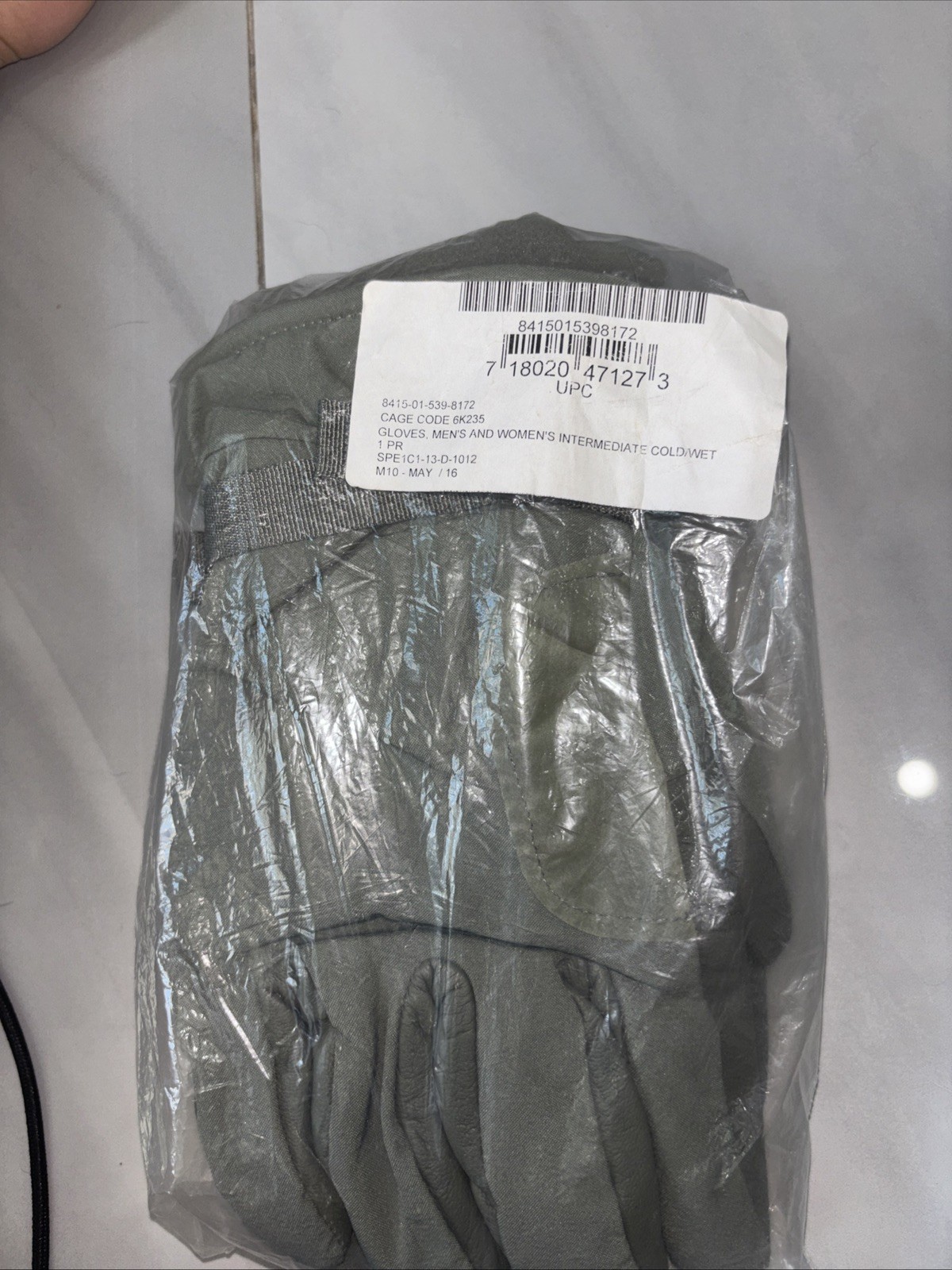 FOLIAGE INTERMEDIATE COLD/WET  GLOVES, NATIONWIDE GLOVE CO., MEDIUM, NEW IN BAG