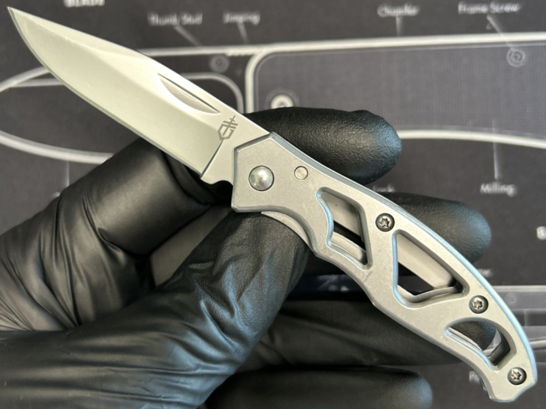 Gerber Paraframe Mini Plain Edge Popular Small EDC EXLUC W/Carry Clip Stainless