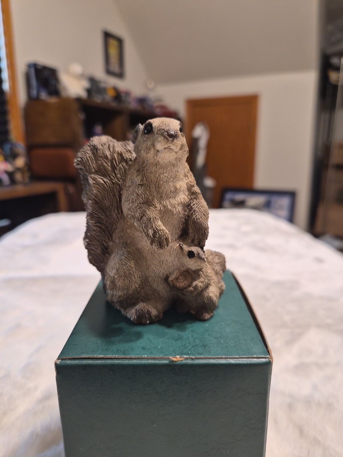 Vintage Stone Critters Squirrel and Baby Figurine SC-617 United Design Hand...