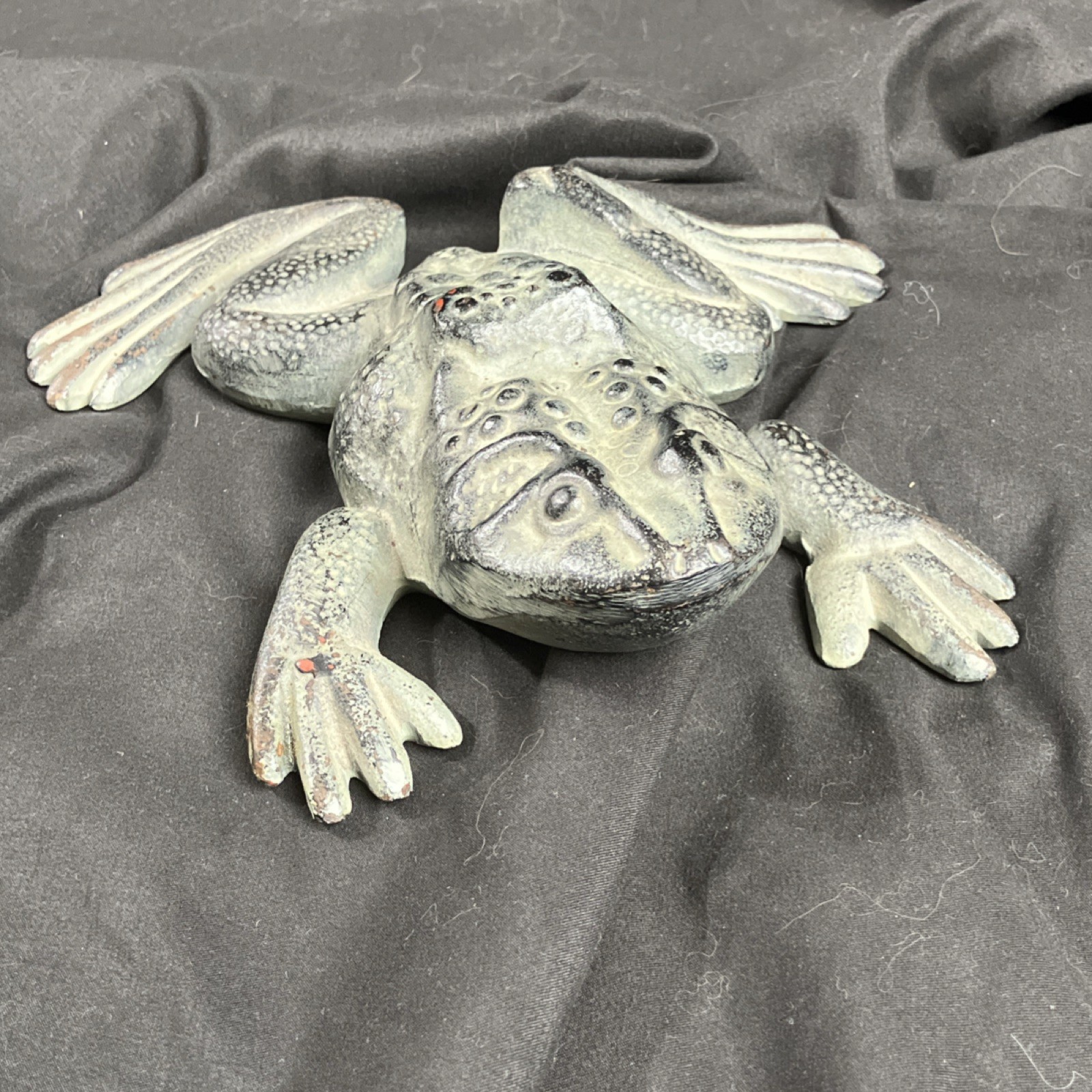Vintage Gray green Metal Frog Figurine doorstop  Decor Approx 7.75” 4 LB #18-21